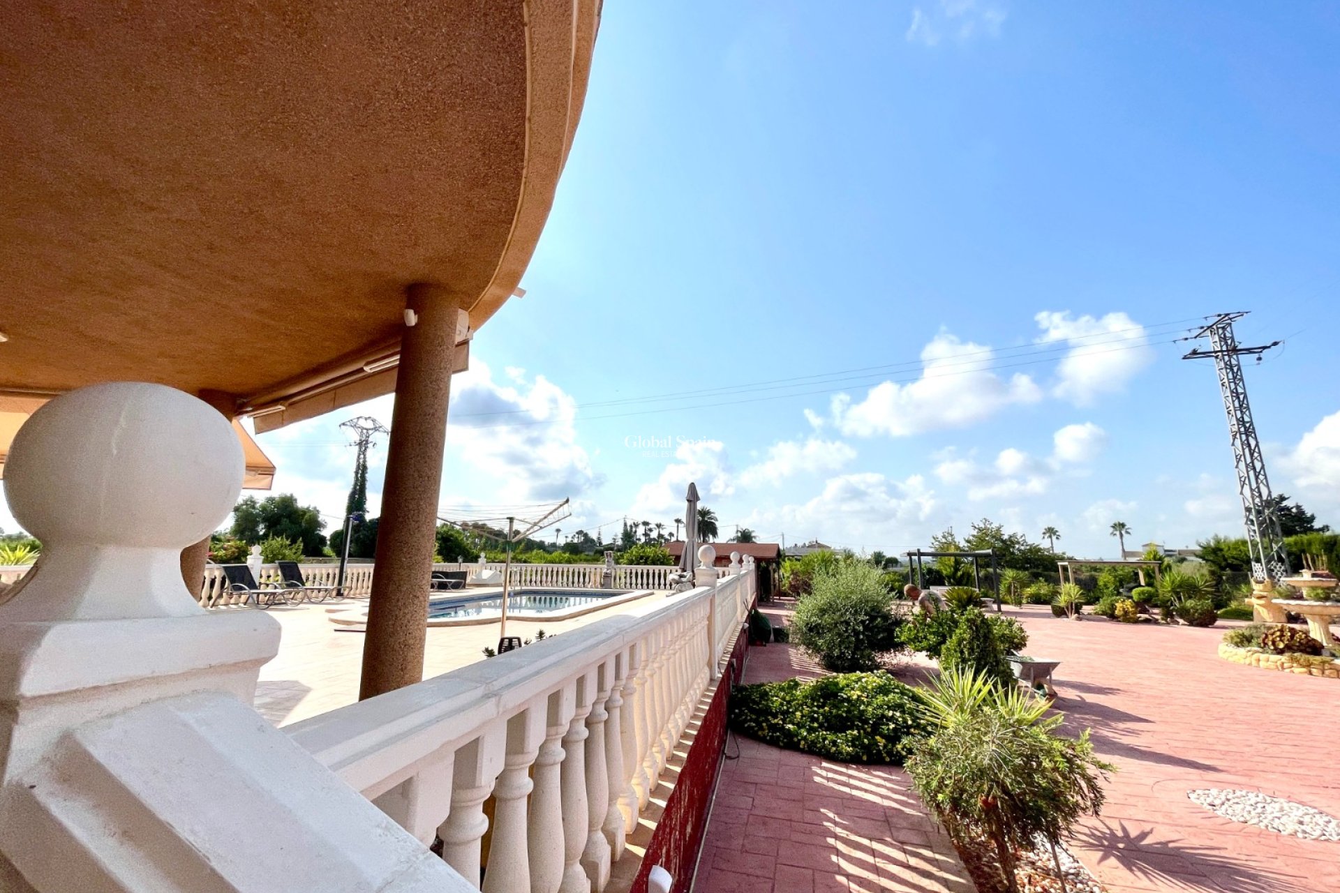 Wederverkoop - VILLA -
CATRAL - Costa Blanca