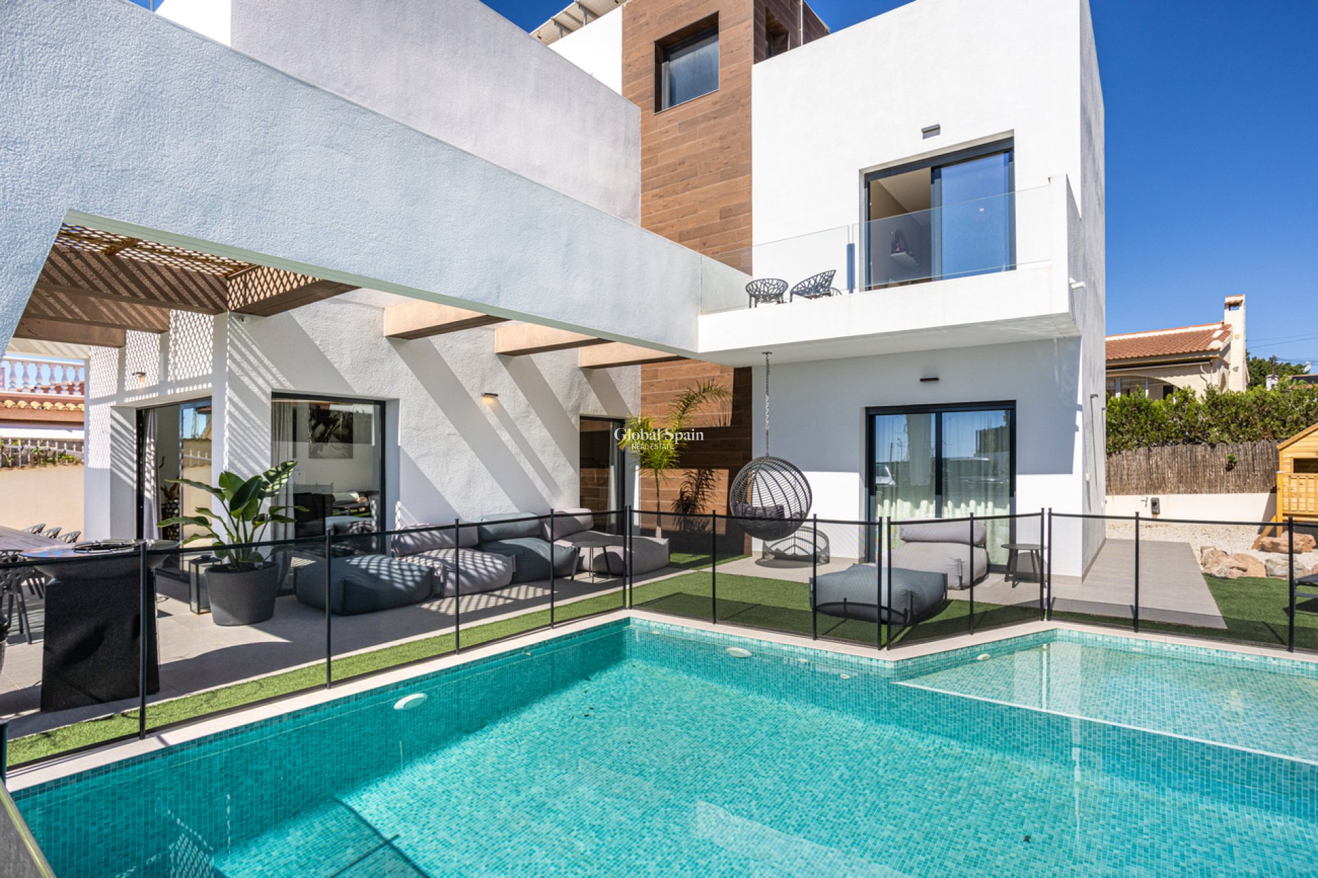Wederverkoop - VILLA -
CIUDAD QUESADA - center