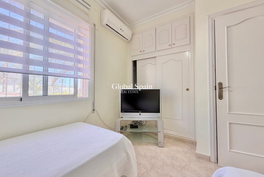 Wederverkoop - VILLA -
CIUDAD QUESADA - Centro de la Ciudad Quesada