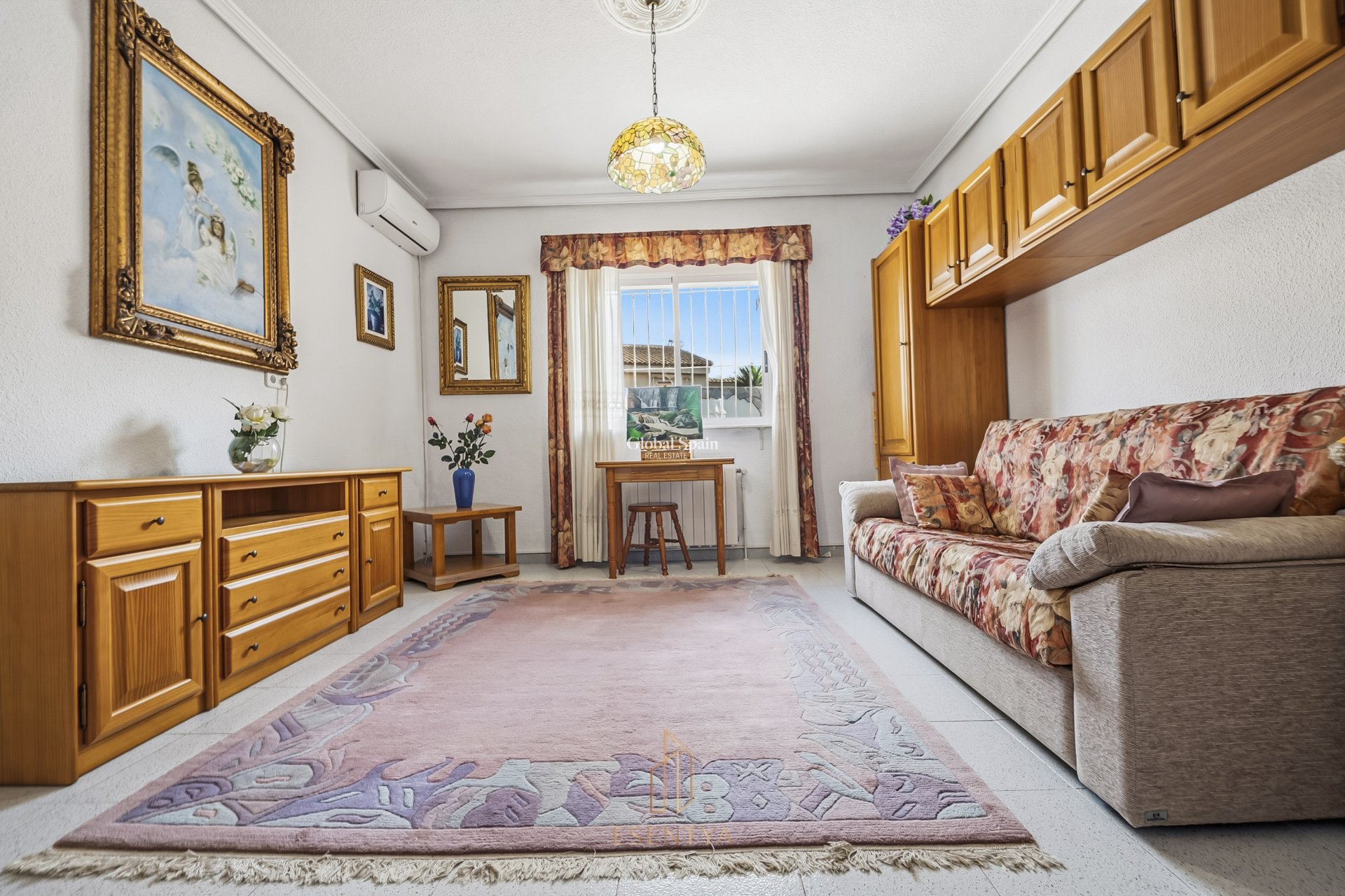 Wederverkoop - VILLA -
CIUDAD QUESADA - Centro