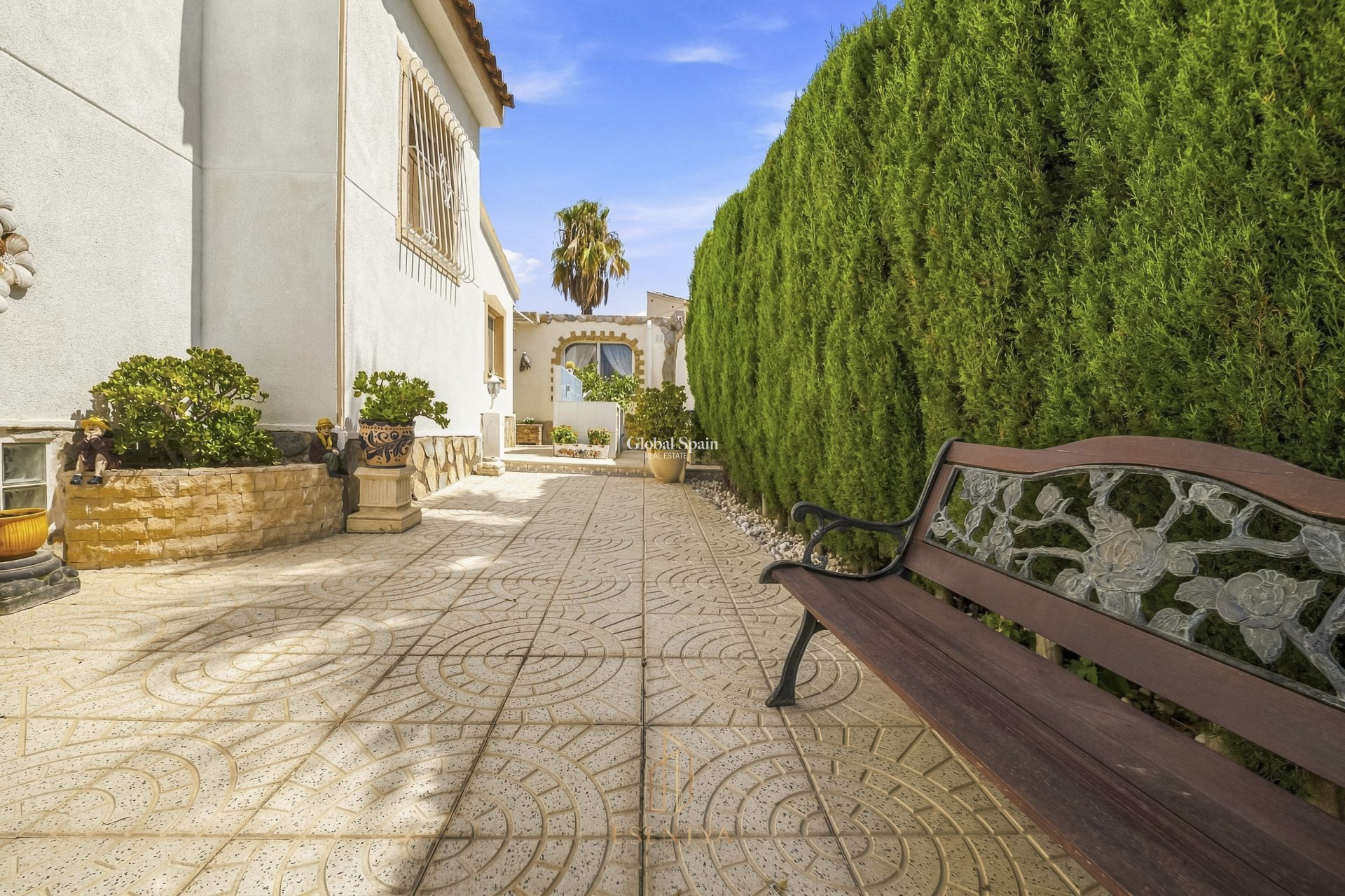 Wederverkoop - VILLA -
CIUDAD QUESADA - Centro
