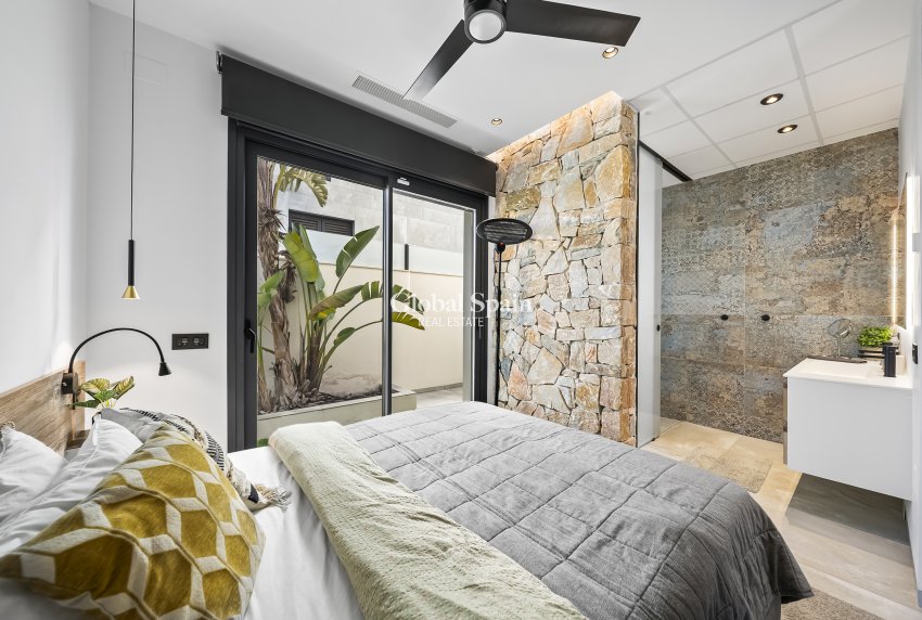 Wederverkoop - VILLA -
CIUDAD QUESADA - Ciudad Quesada