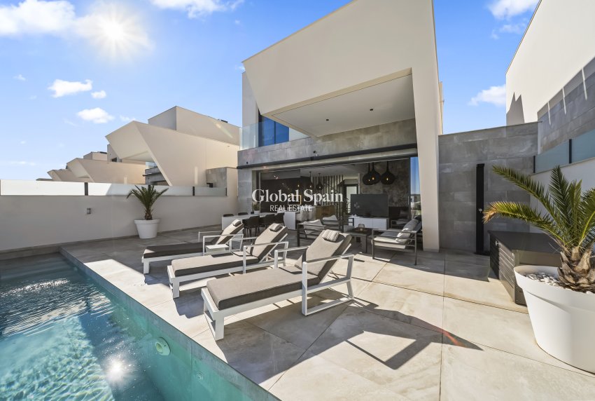 Wederverkoop - VILLA -
CIUDAD QUESADA - Ciudad Quesada