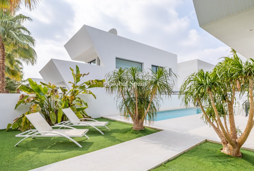 Wederverkoop - Villa -
CIUDAD QUESADA - Ciudad Quesada