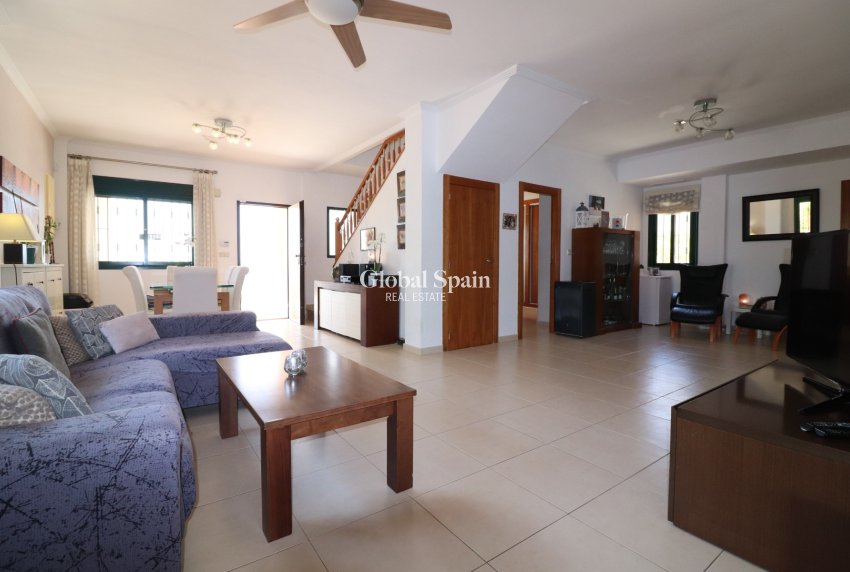 Wederverkoop - VILLA -
Ciudad Quesada - La Fiesta