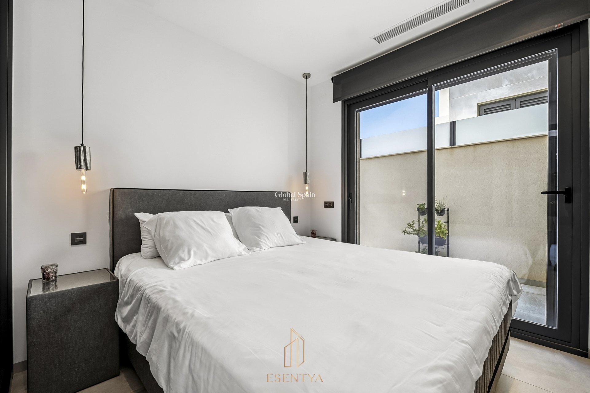 Wederverkoop - VILLA -
CIUDAD QUESADA - La Marquesa Golf