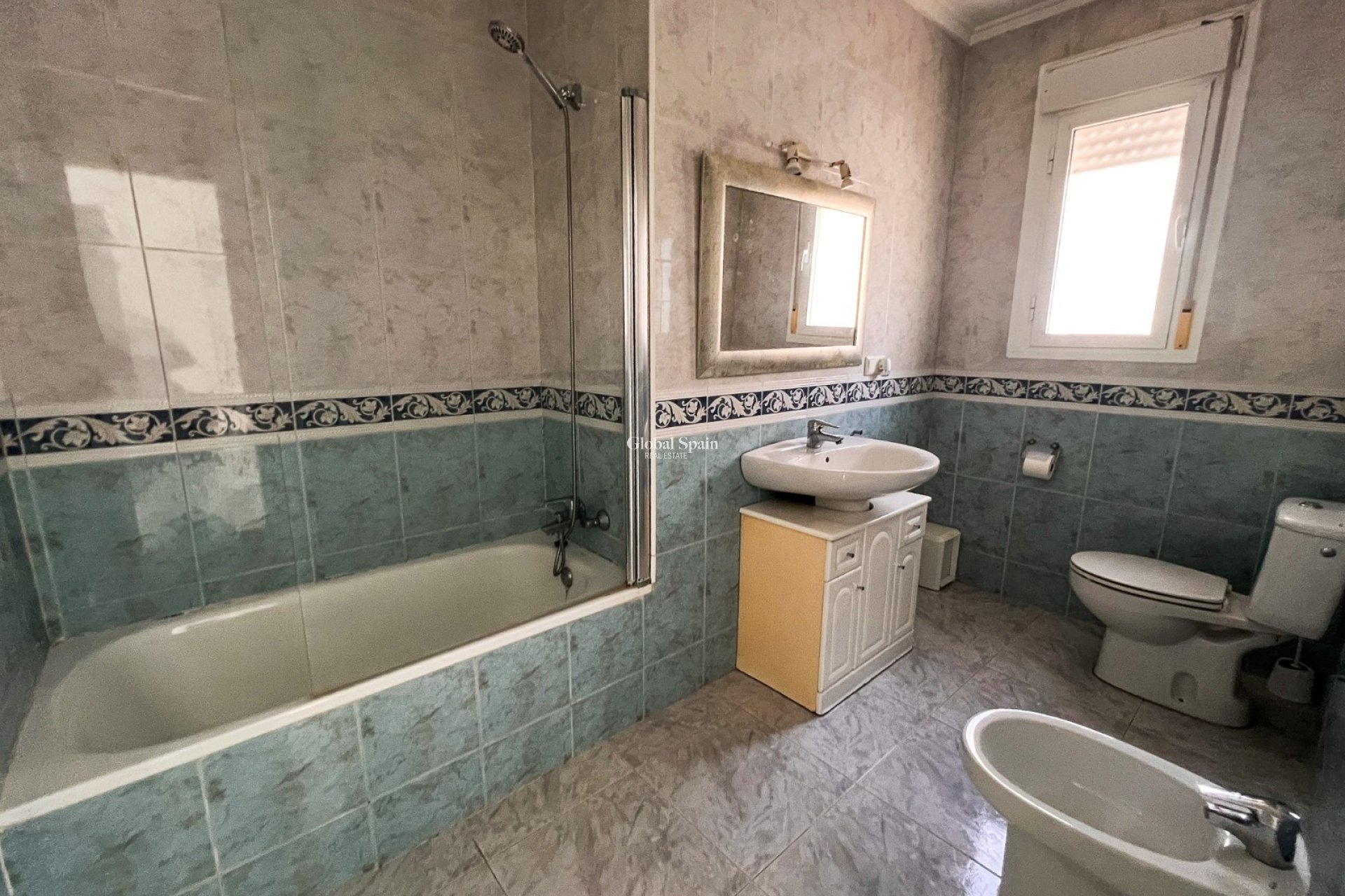 Wederverkoop - VILLA -
CIUDAD QUESADA - Rojales