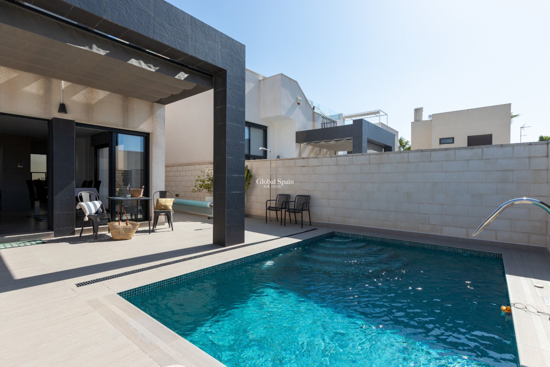 Wederverkoop - VILLA -
CIUDAD QUESADA - Rojales