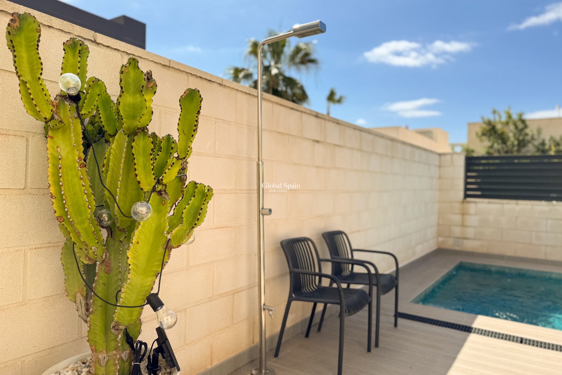 Wederverkoop - VILLA -
CIUDAD QUESADA - Rojales