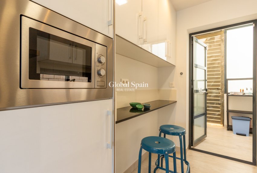 Wederverkoop - VILLA -
CIUDAD QUESADA - Rojales