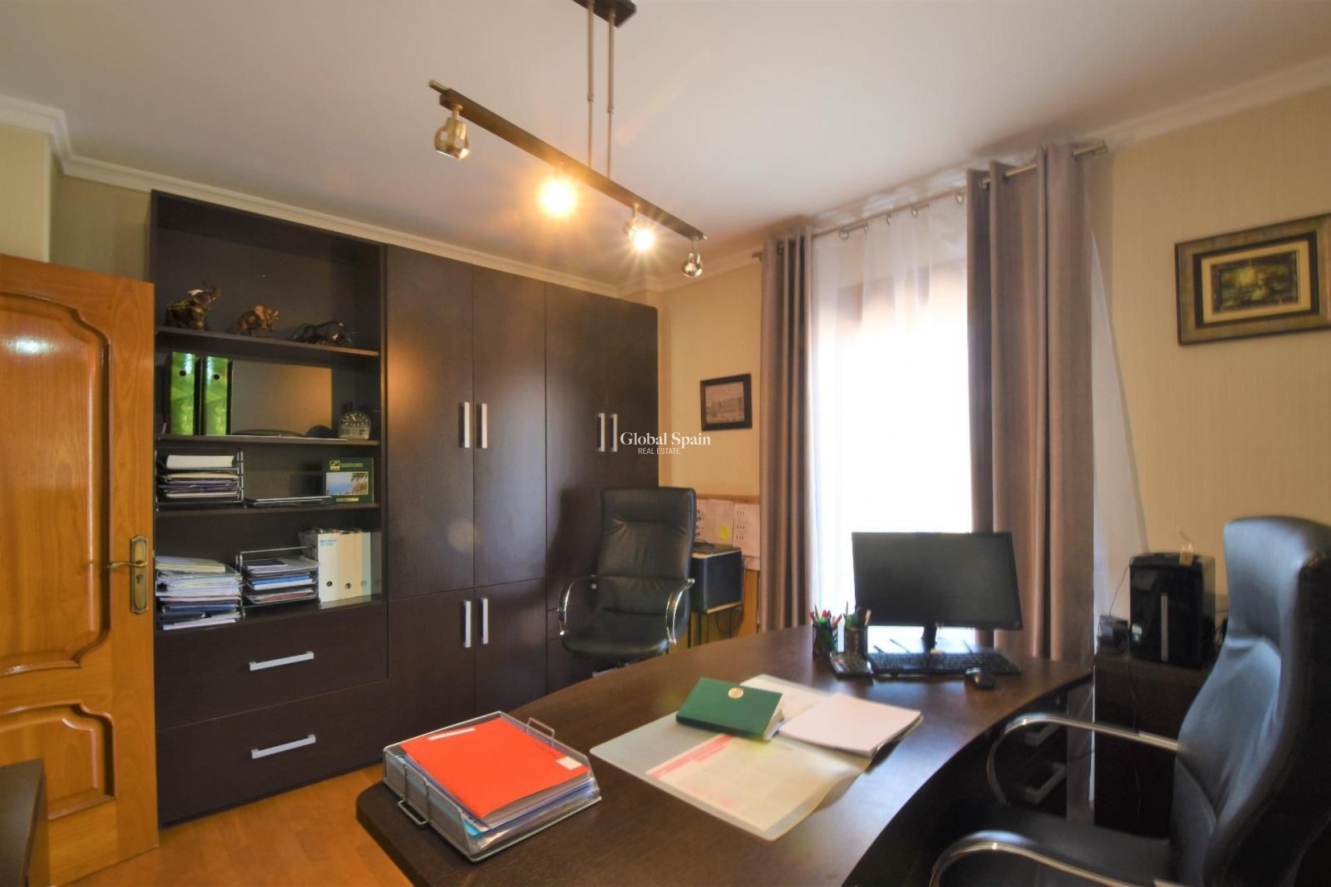 Wederverkoop - VILLA -
CIUDAD QUESADA