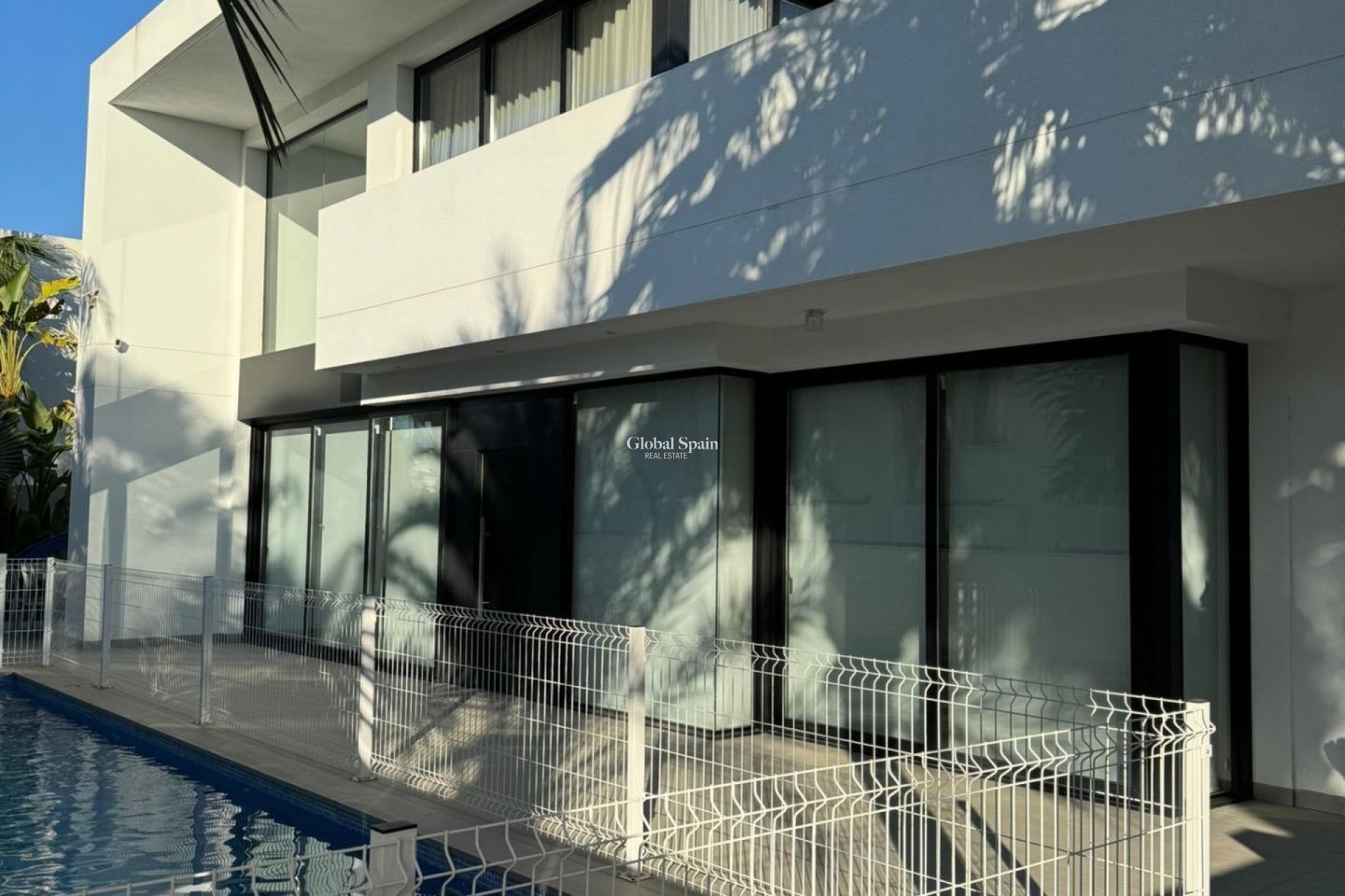 Wederverkoop - VILLA -
CIUDAD QUESADA