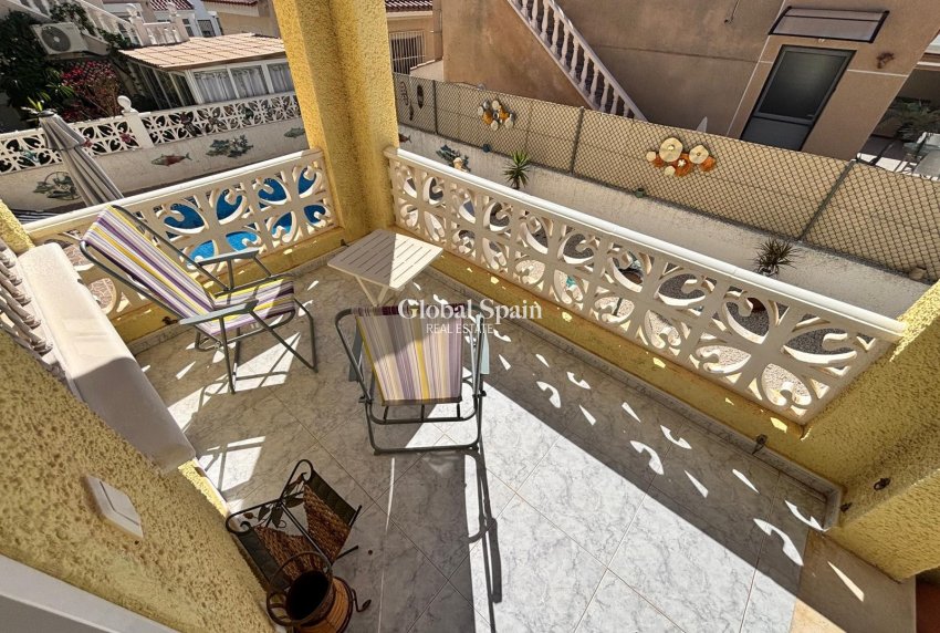 Wederverkoop - VILLA -
CIUDAD QUESADA