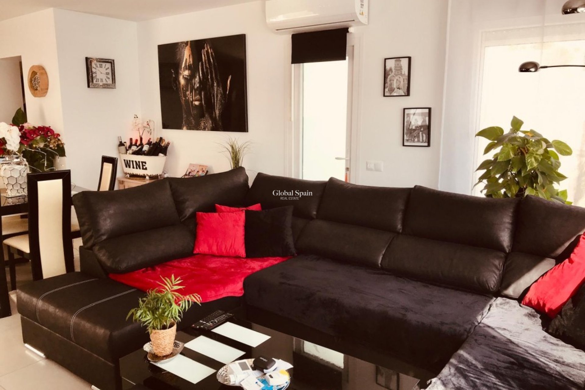 Wederverkoop - VILLA -
CIUDAD QUESADA