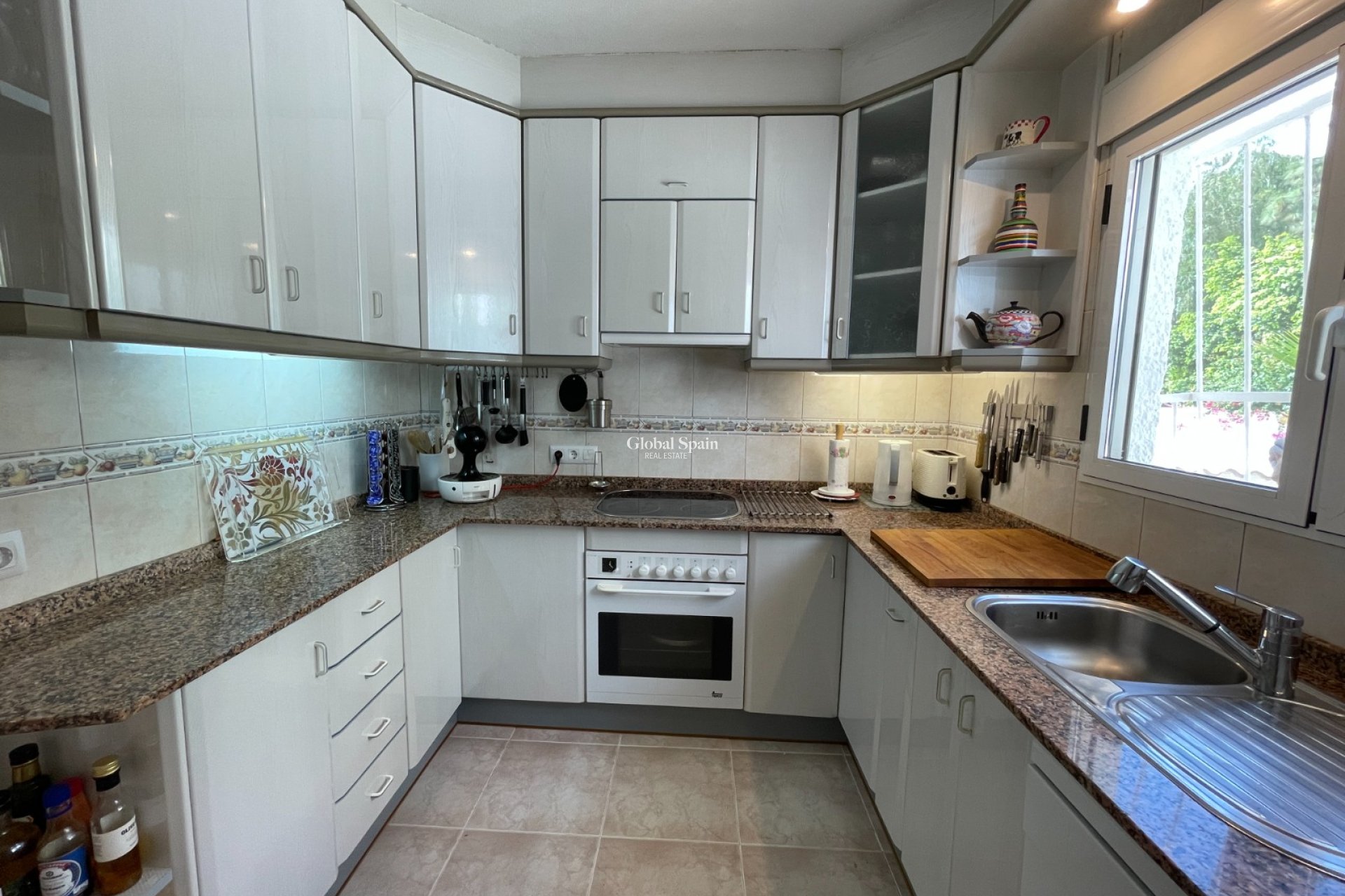 Wederverkoop - VILLA -
CIUDAD QUESADA