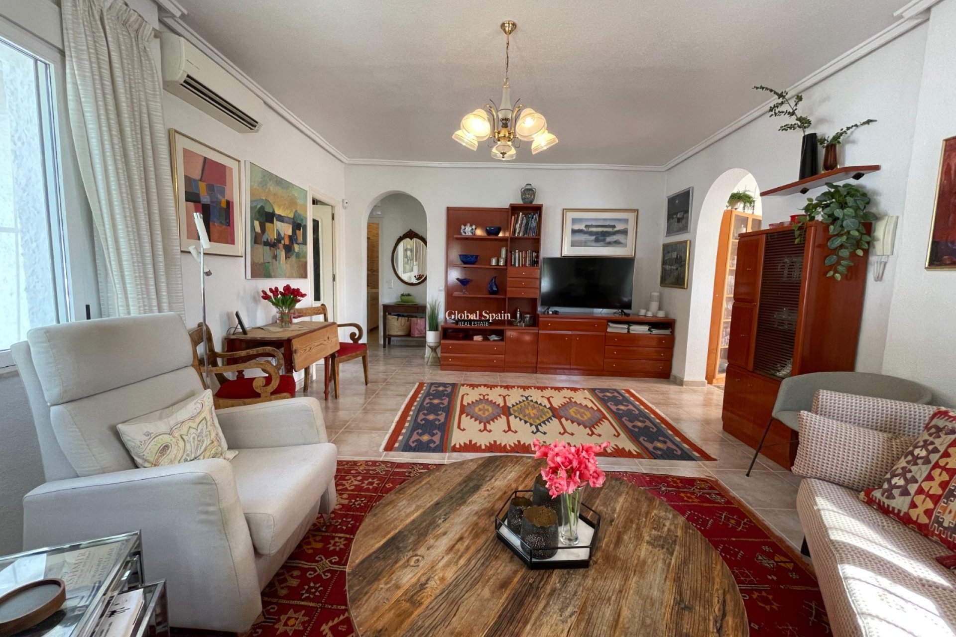 Wederverkoop - VILLA -
CIUDAD QUESADA