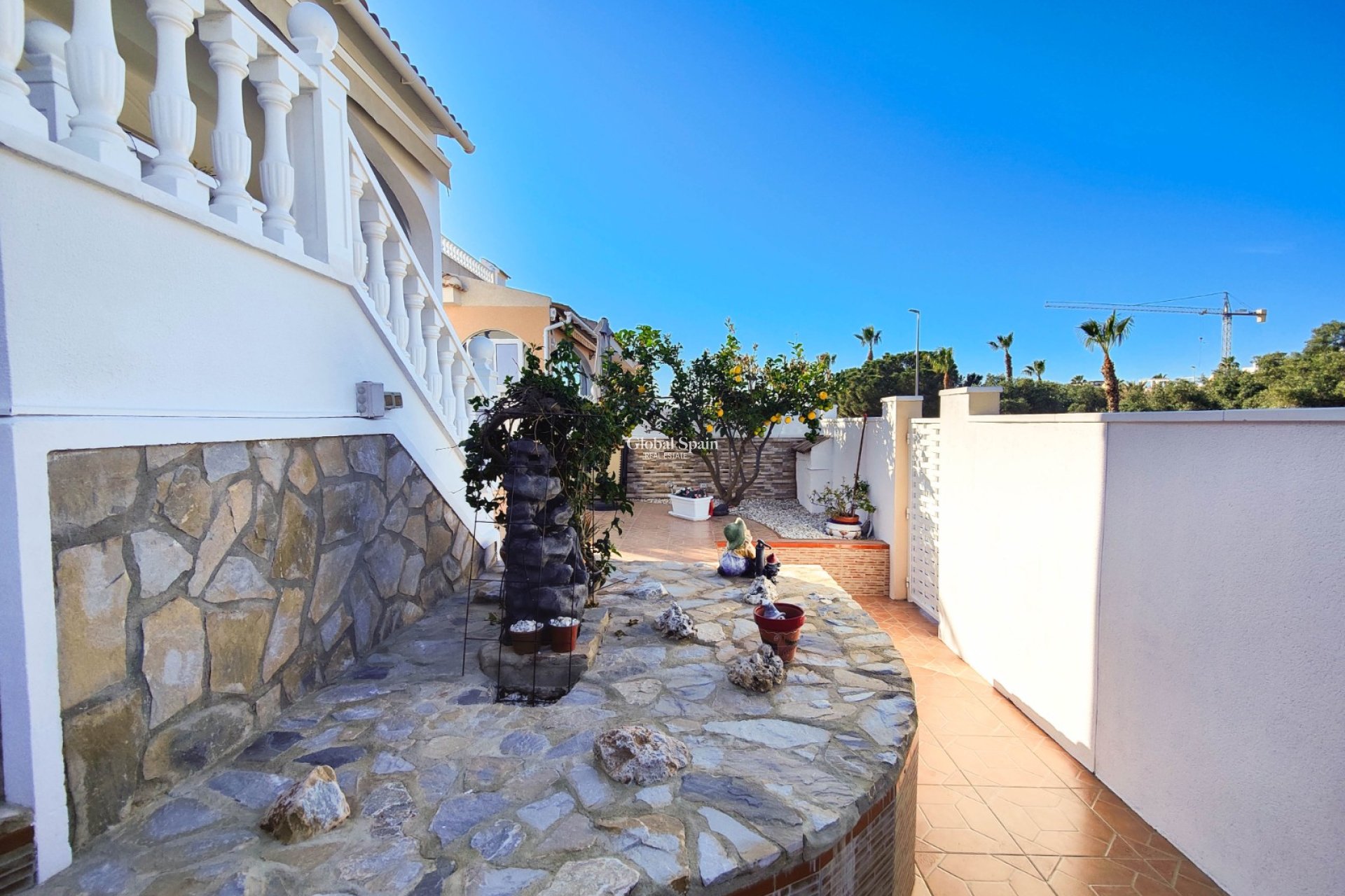 Wederverkoop - VILLA -
CIUDAD QUESADA