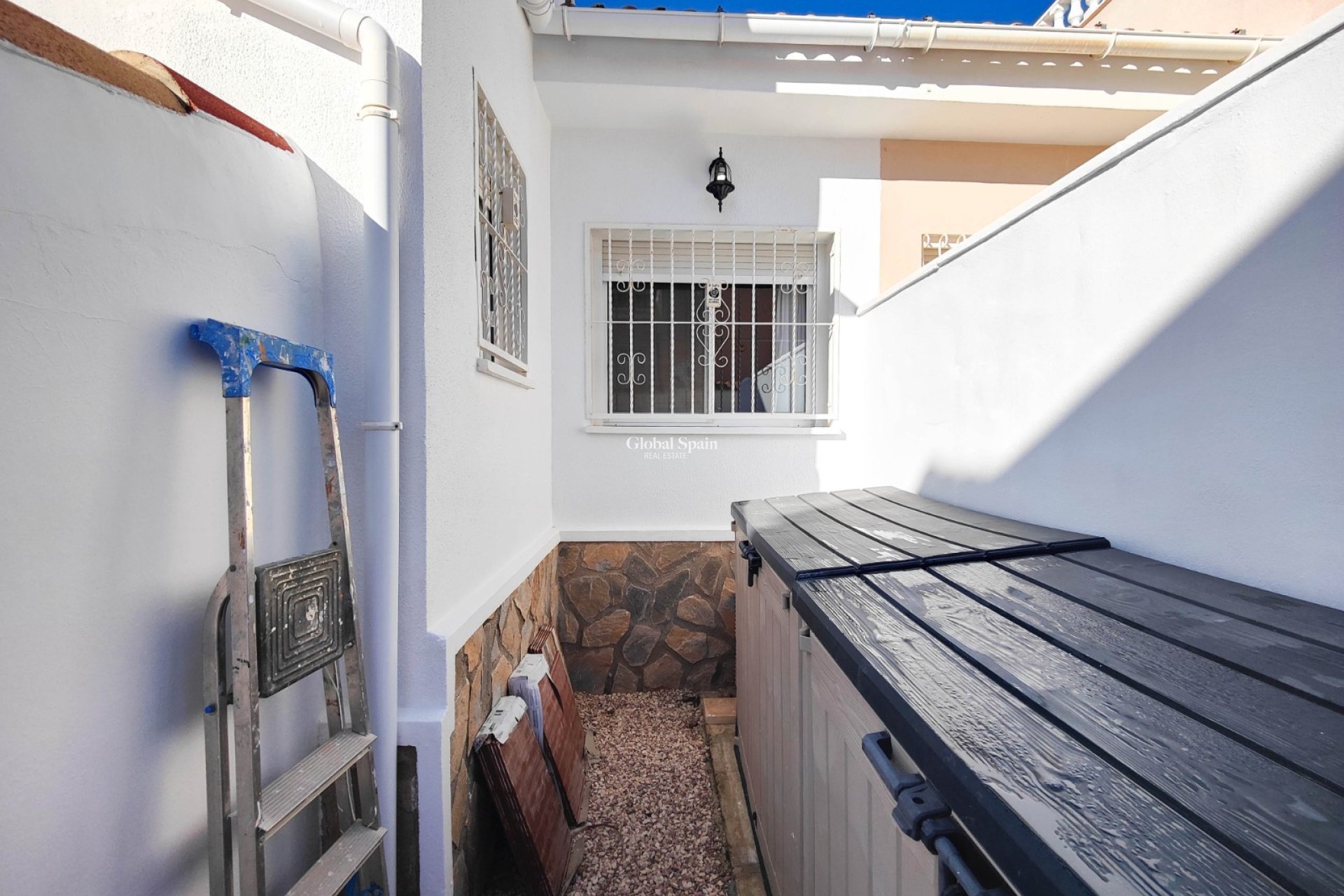 Wederverkoop - VILLA -
CIUDAD QUESADA