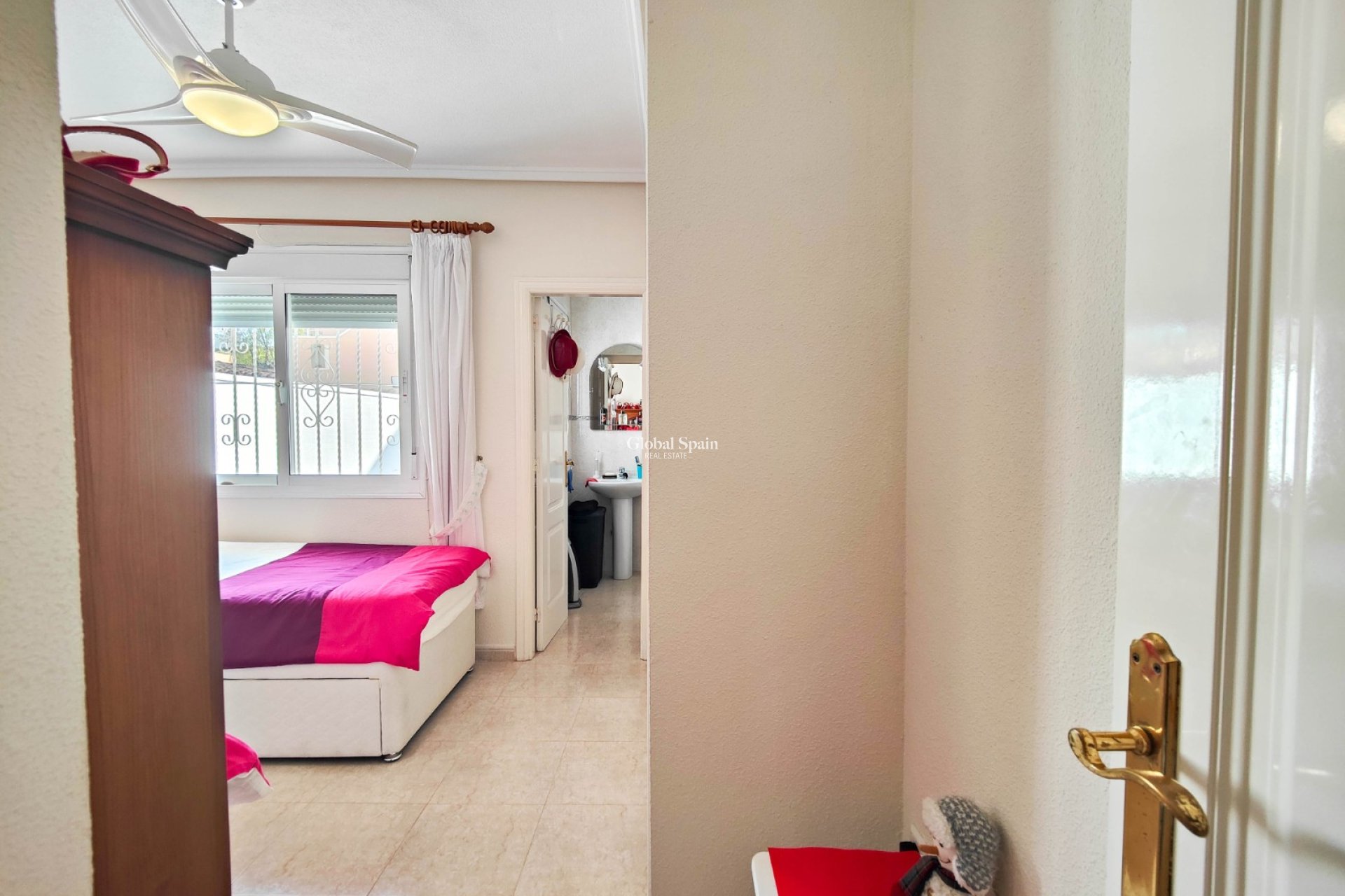 Wederverkoop - VILLA -
CIUDAD QUESADA