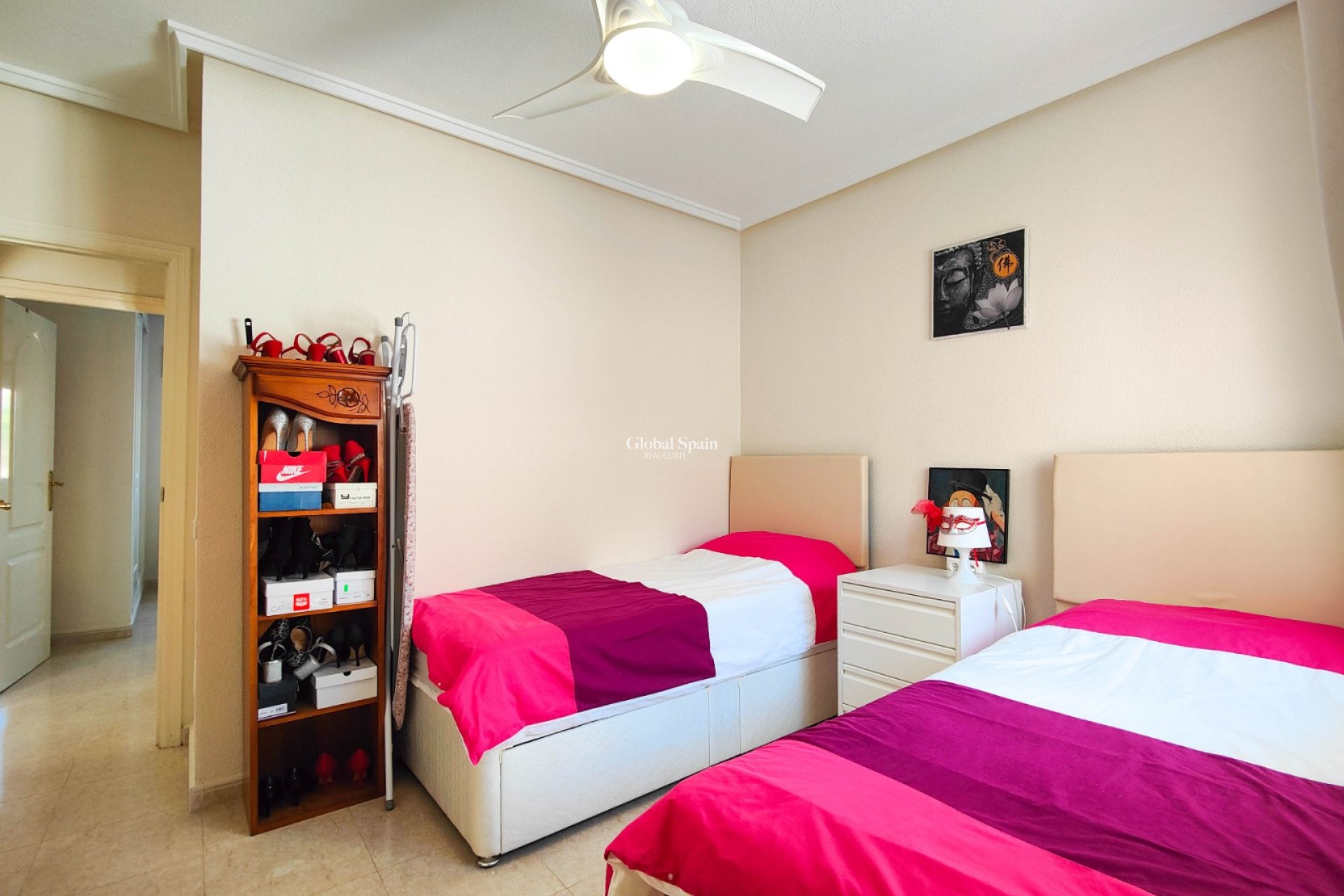 Wederverkoop - VILLA -
CIUDAD QUESADA