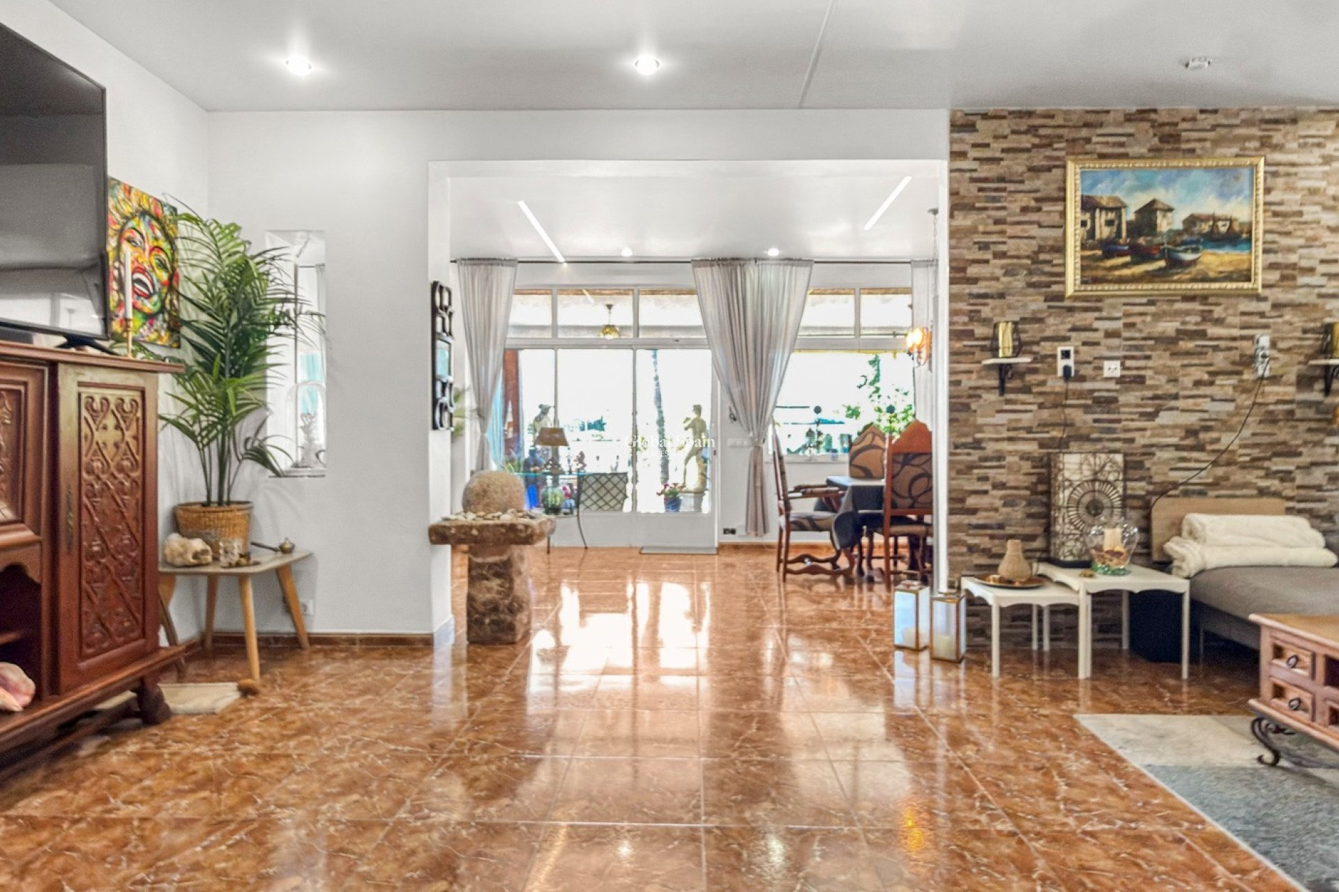 Wederverkoop - VILLA -
CIUDAD QUESADA