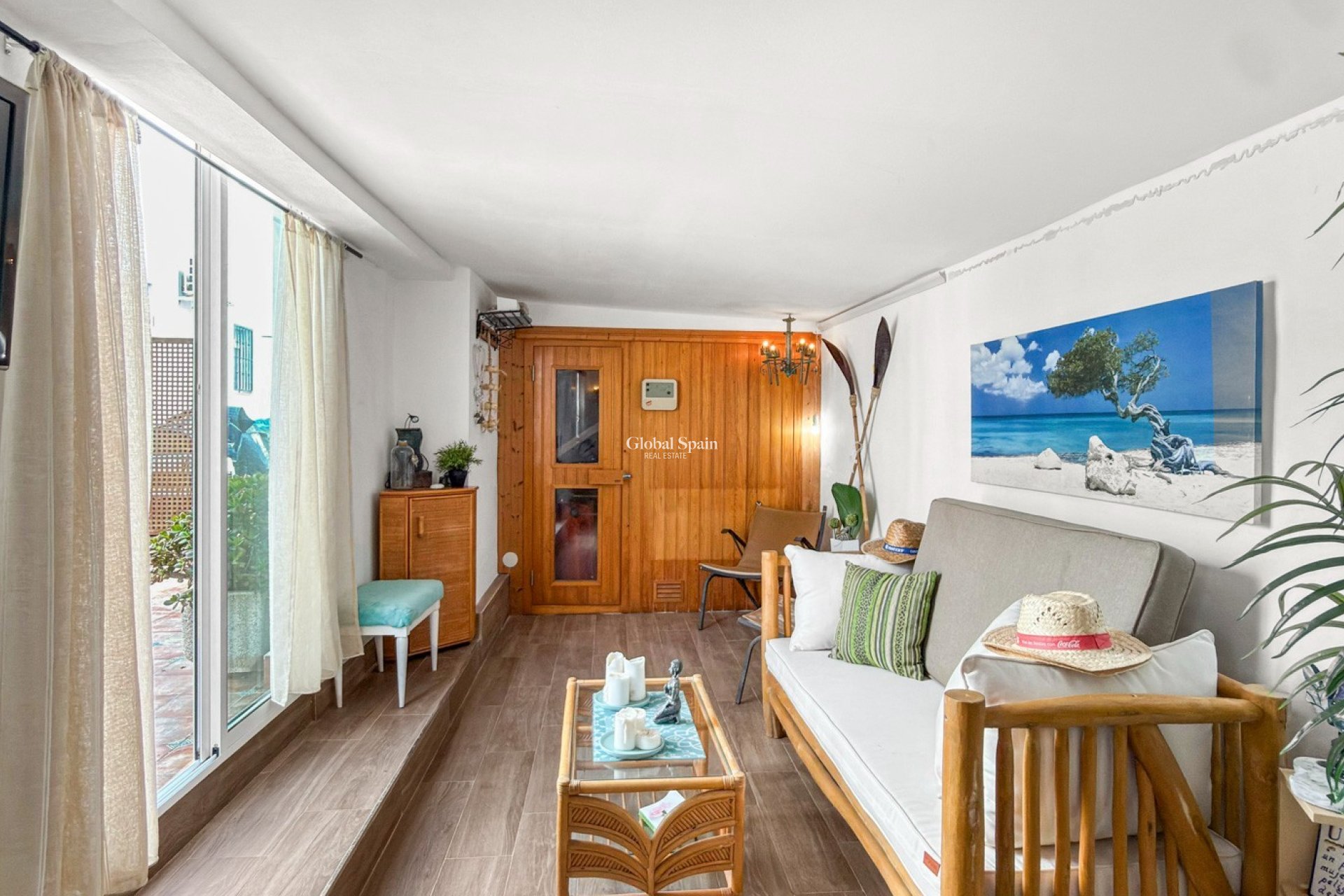 Wederverkoop - VILLA -
CIUDAD QUESADA