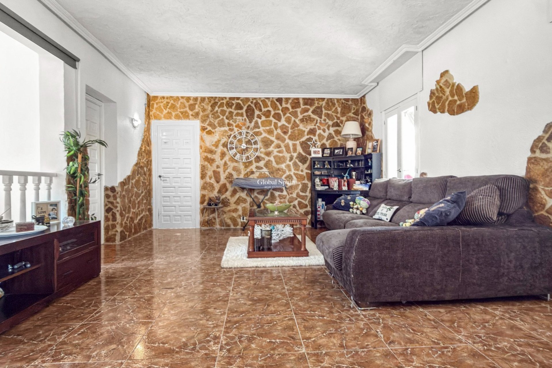Wederverkoop - VILLA -
CIUDAD QUESADA