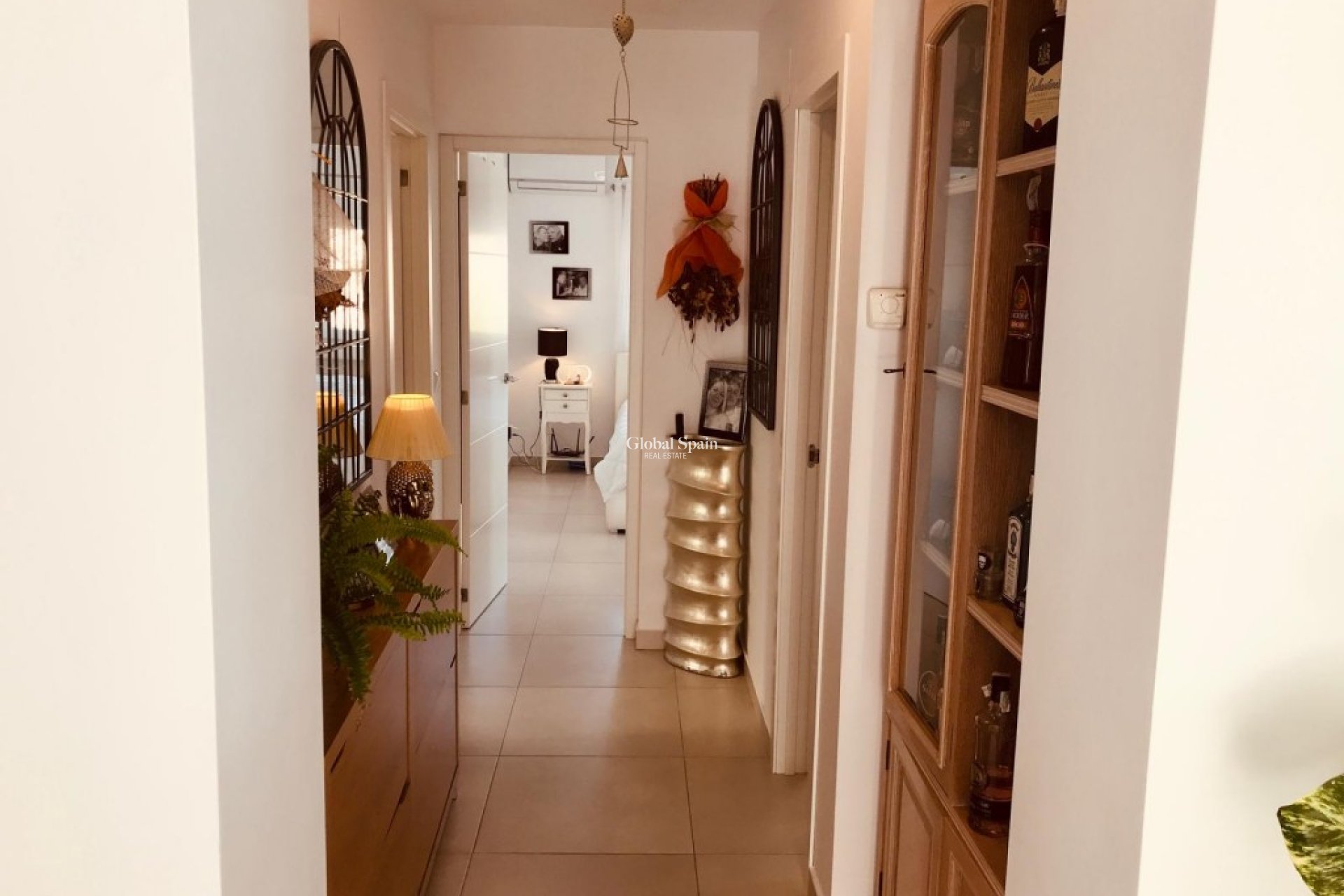 Wederverkoop - VILLA -
CIUDAD QUESADA