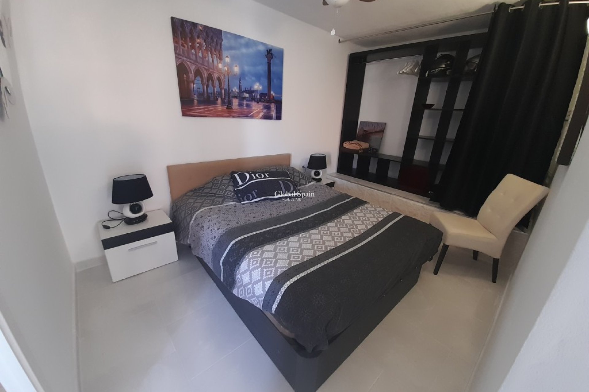 Wederverkoop - VILLA -
CIUDAD QUESADA