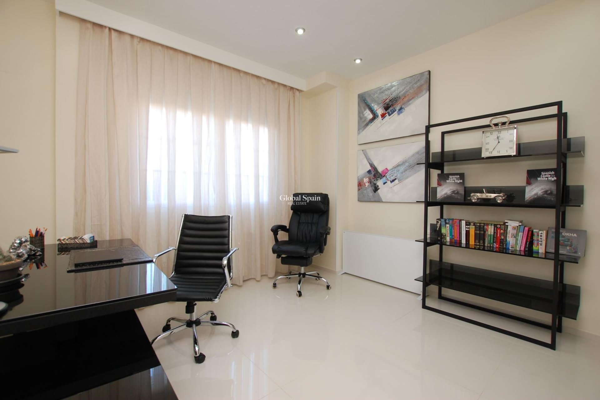 Wederverkoop - VILLA -
CIUDAD QUESADA