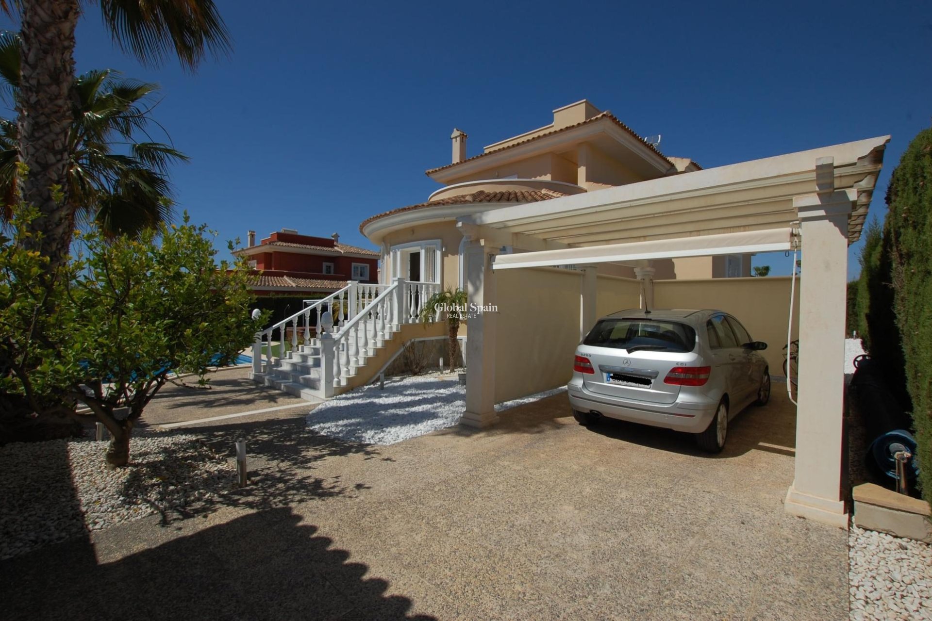 Wederverkoop - VILLA -
CIUDAD QUESADA