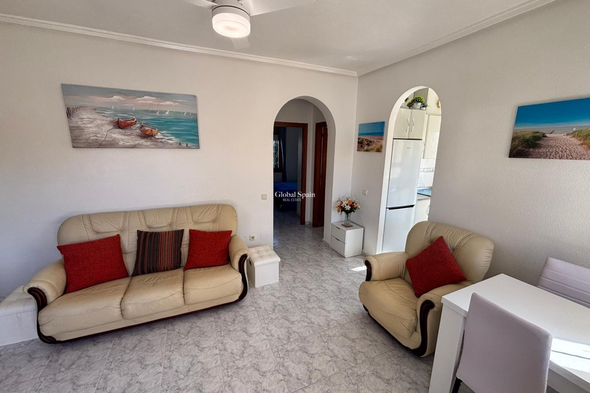 Wederverkoop - VILLA -
CIUDAD QUESADA