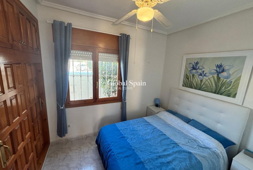 Wederverkoop - VILLA -
CIUDAD QUESADA