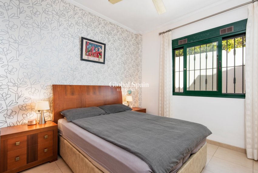 Wederverkoop - VILLA -
CIUDAD QUESADA