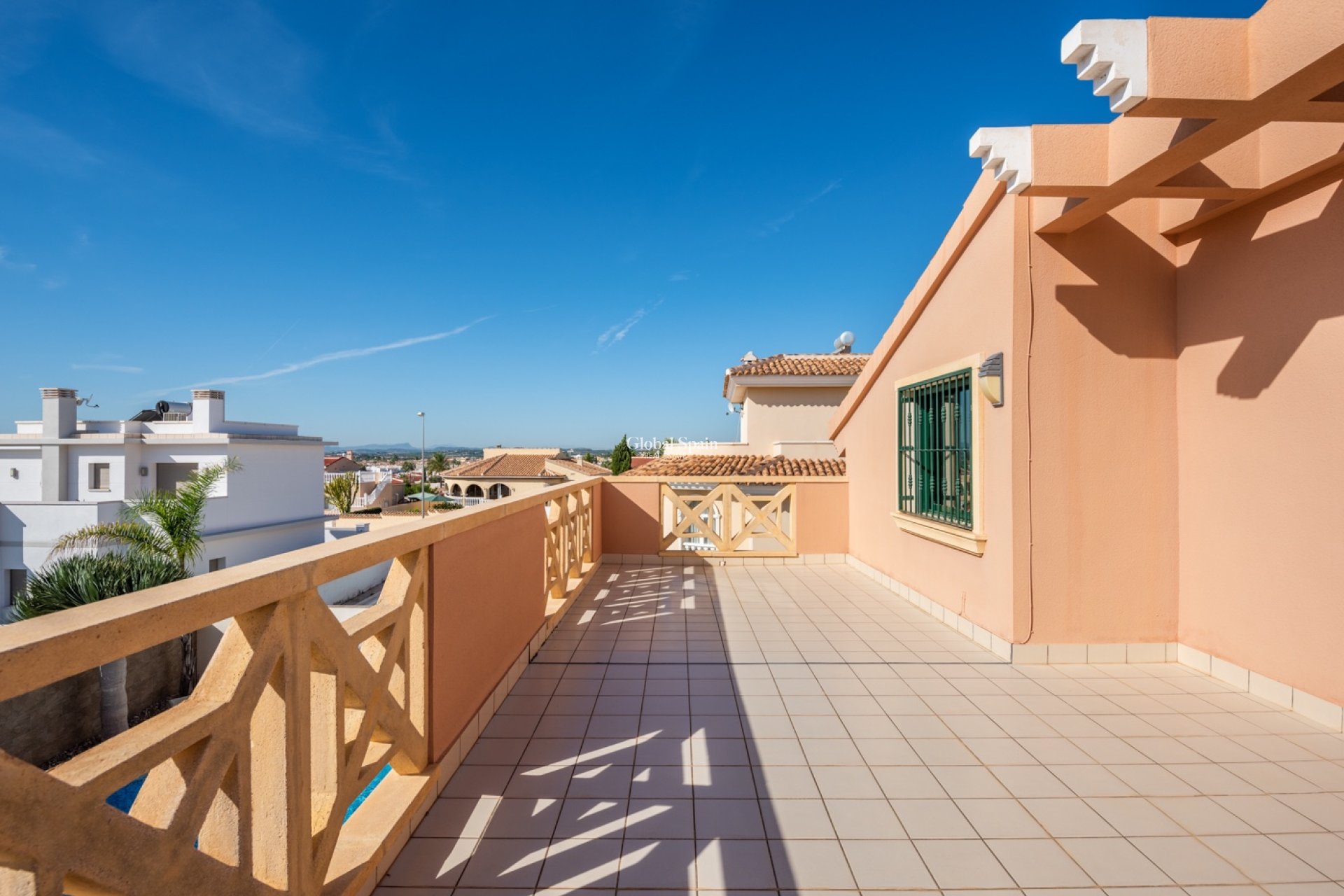 Wederverkoop - VILLA -
CIUDAD QUESADA