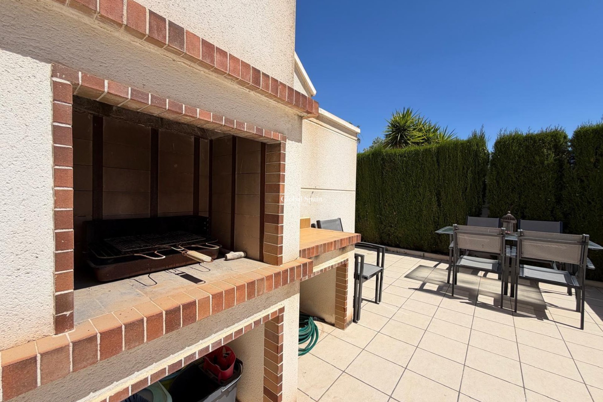Wederverkoop - VILLA -
CIUDAD QUESADA