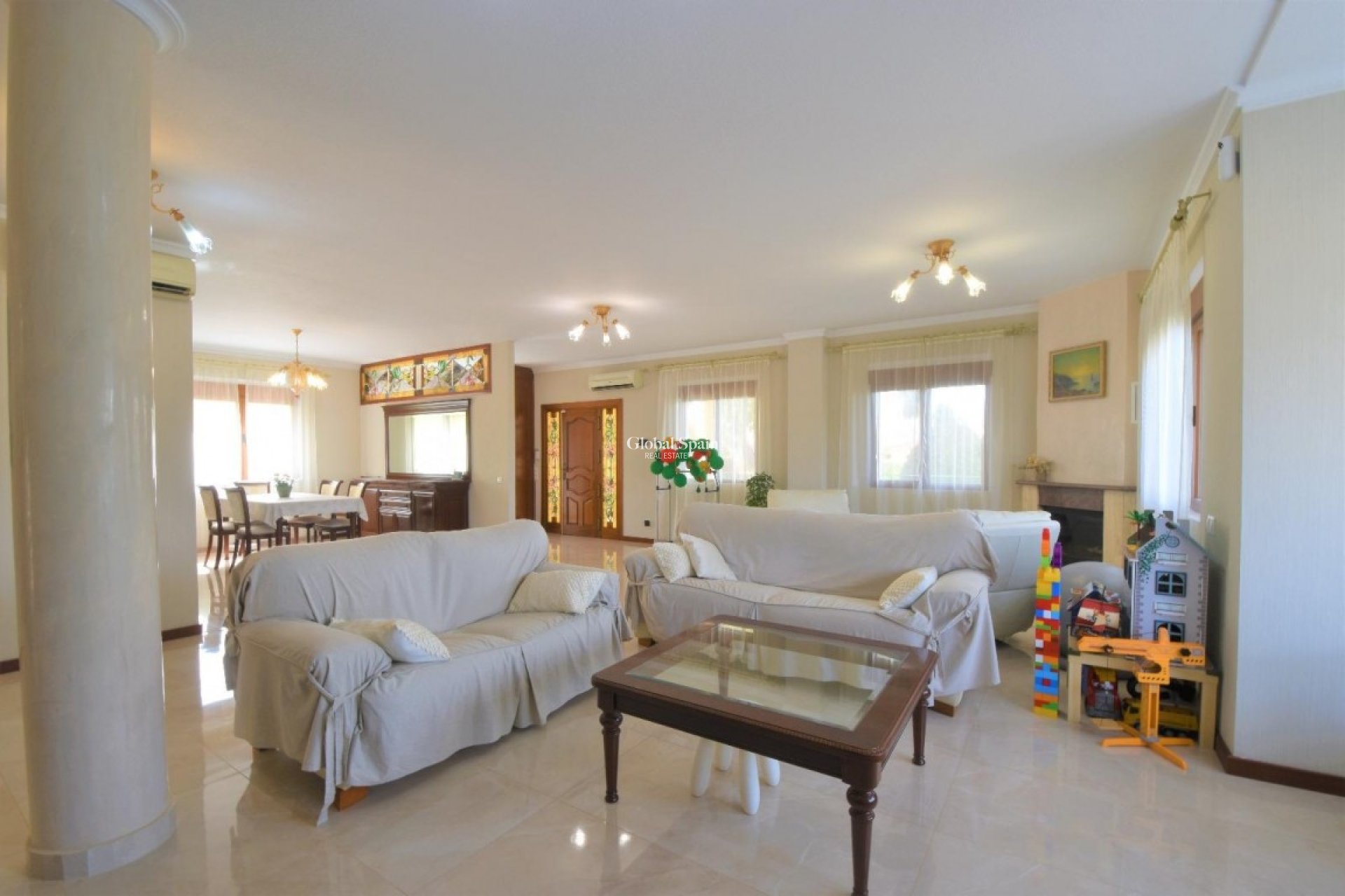 Wederverkoop - VILLA -
CIUDAD QUESADA