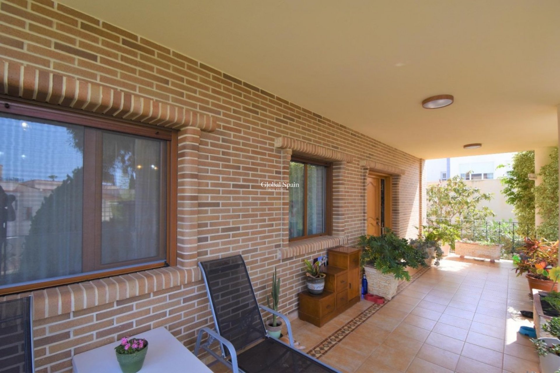 Wederverkoop - VILLA -
CIUDAD QUESADA