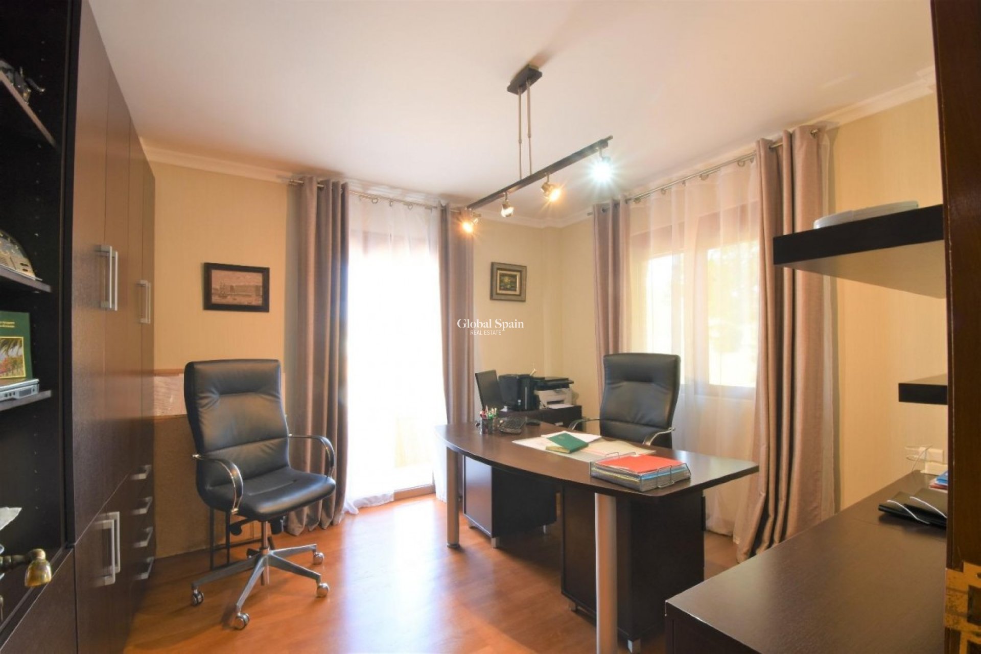 Wederverkoop - VILLA -
CIUDAD QUESADA