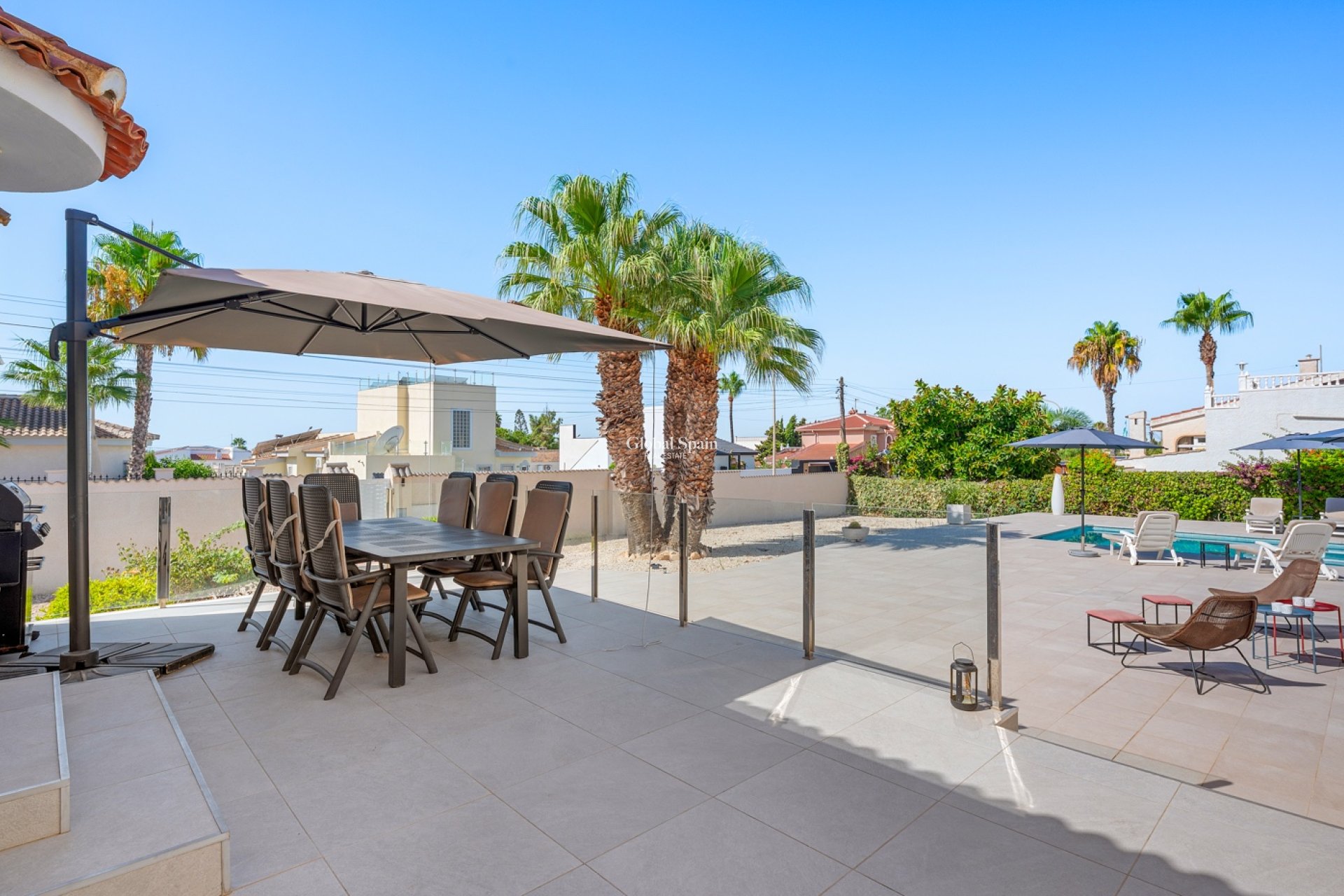 Wederverkoop - VILLA -
CIUDAD QUESADA
