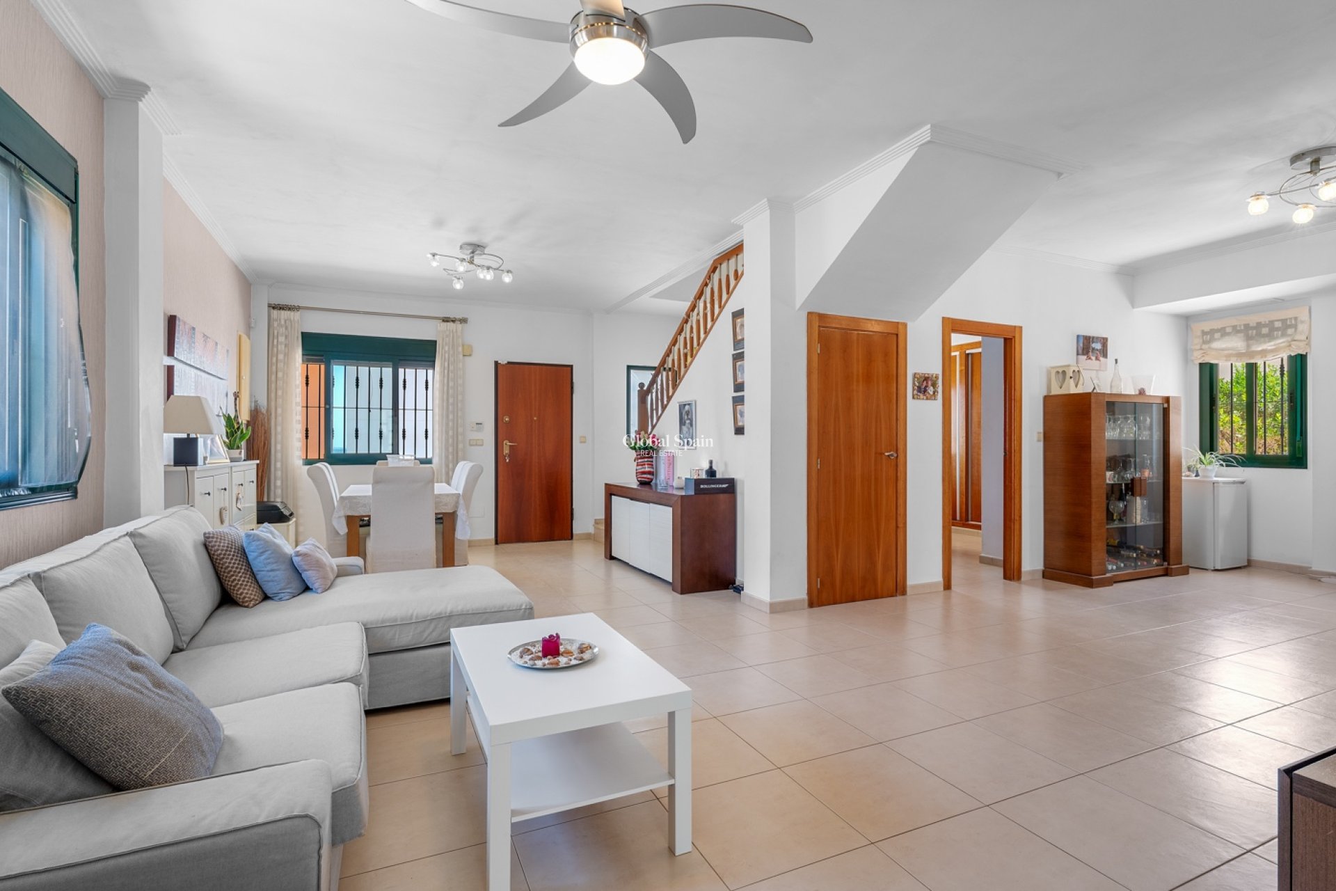 Wederverkoop - VILLA -
CIUDAD QUESADA