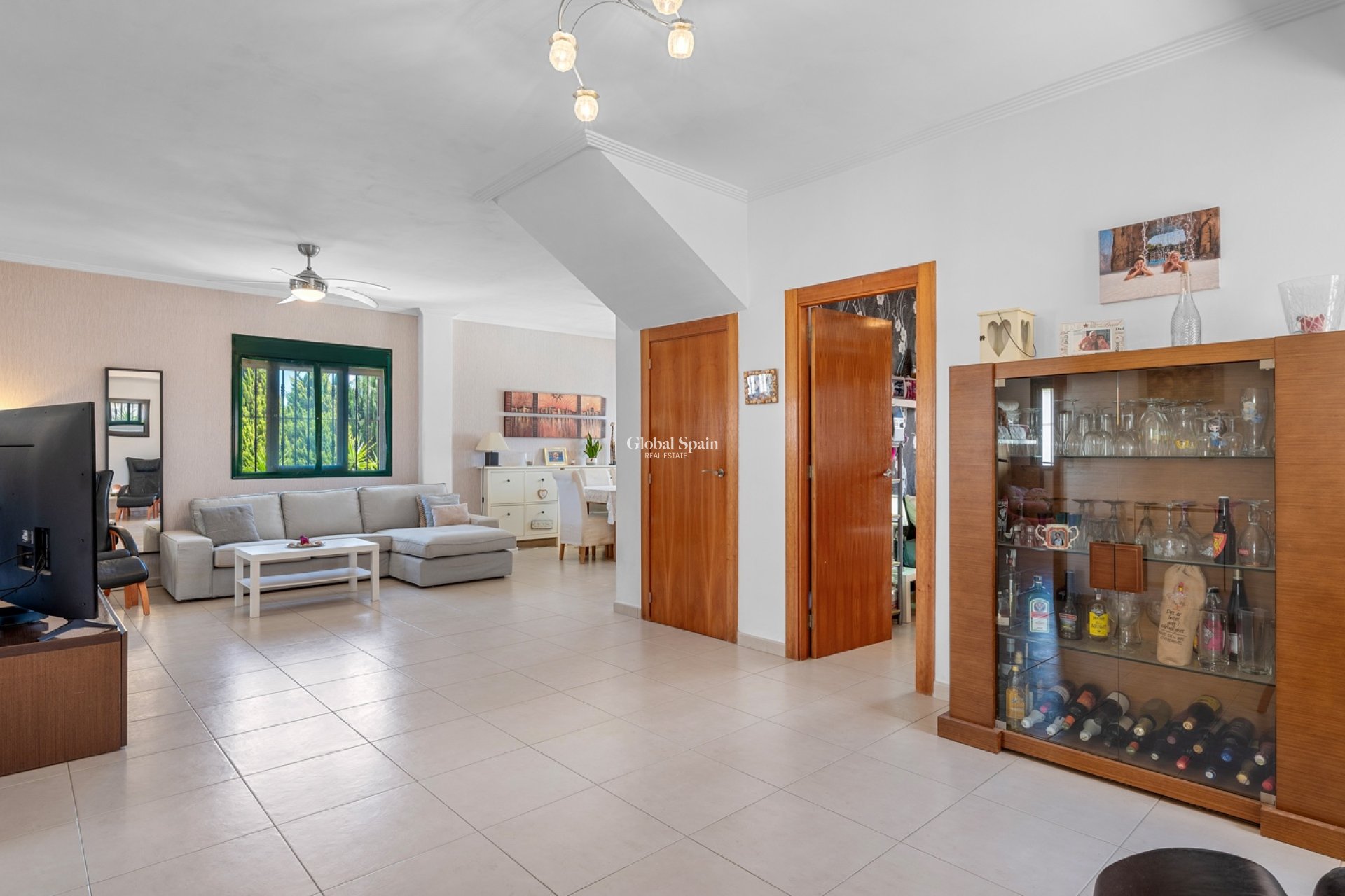 Wederverkoop - VILLA -
CIUDAD QUESADA