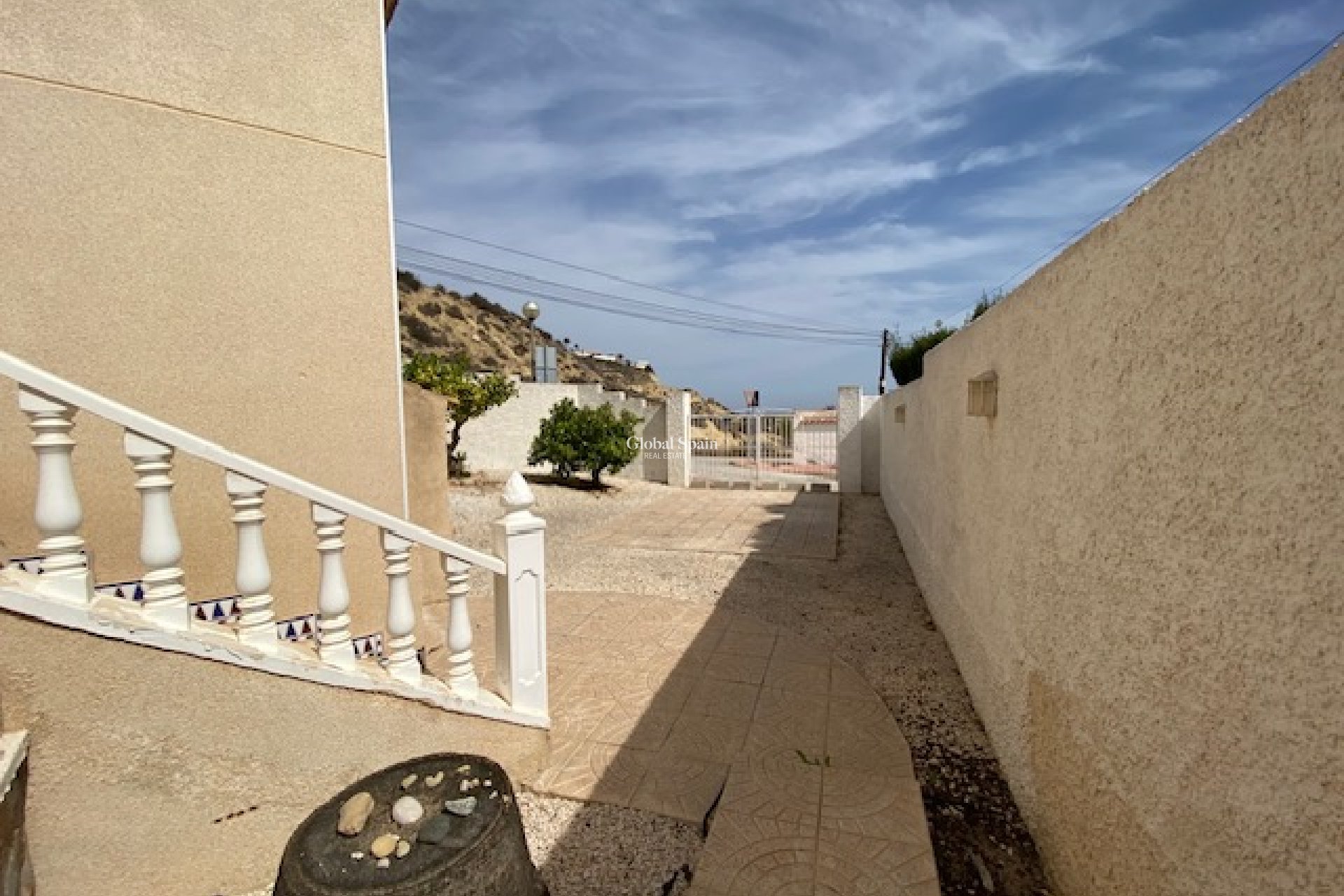 Wederverkoop - VILLA -
CIUDAD QUESADA