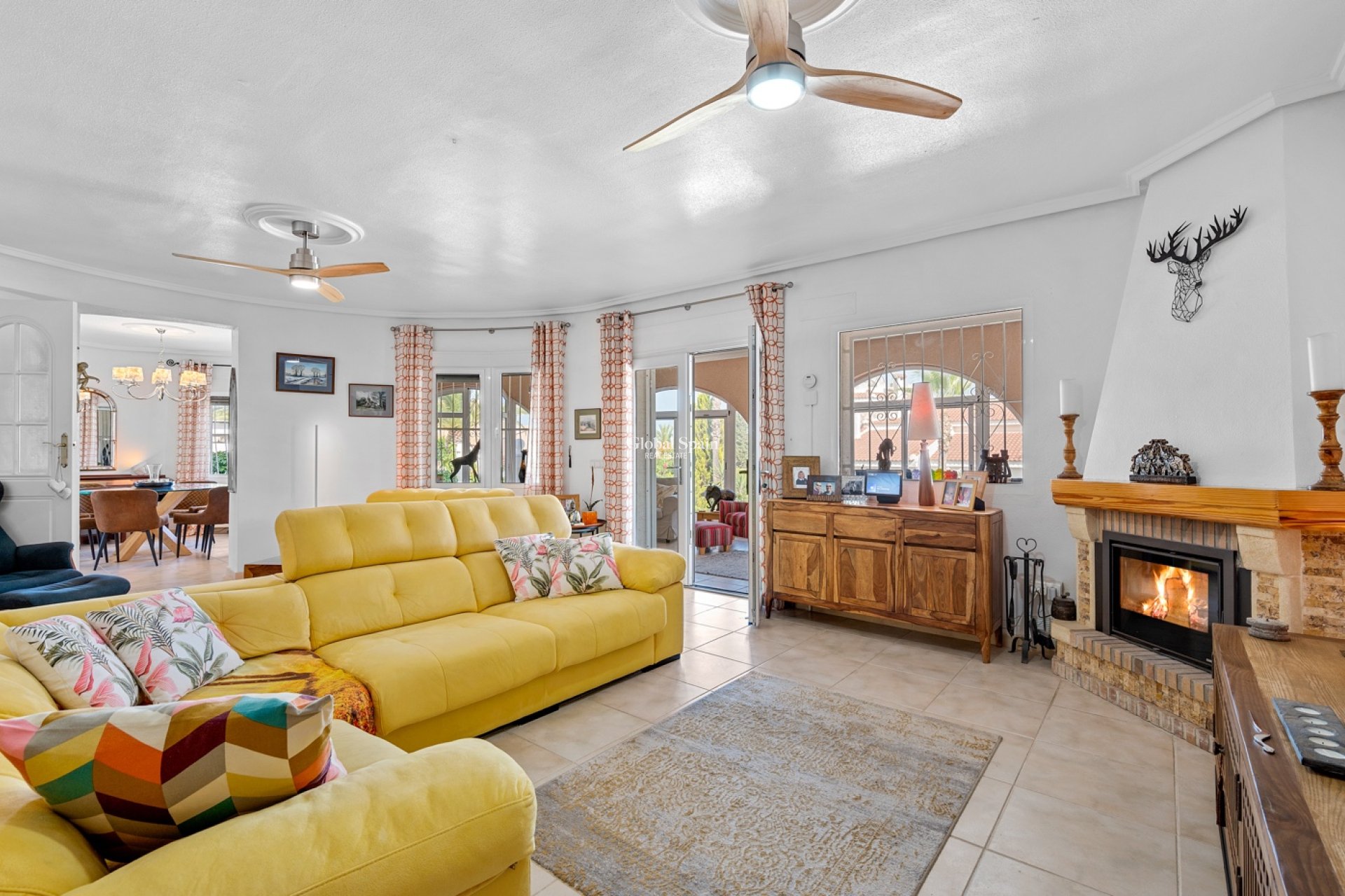 Wederverkoop - Villa -
CIUDAD QUESADA