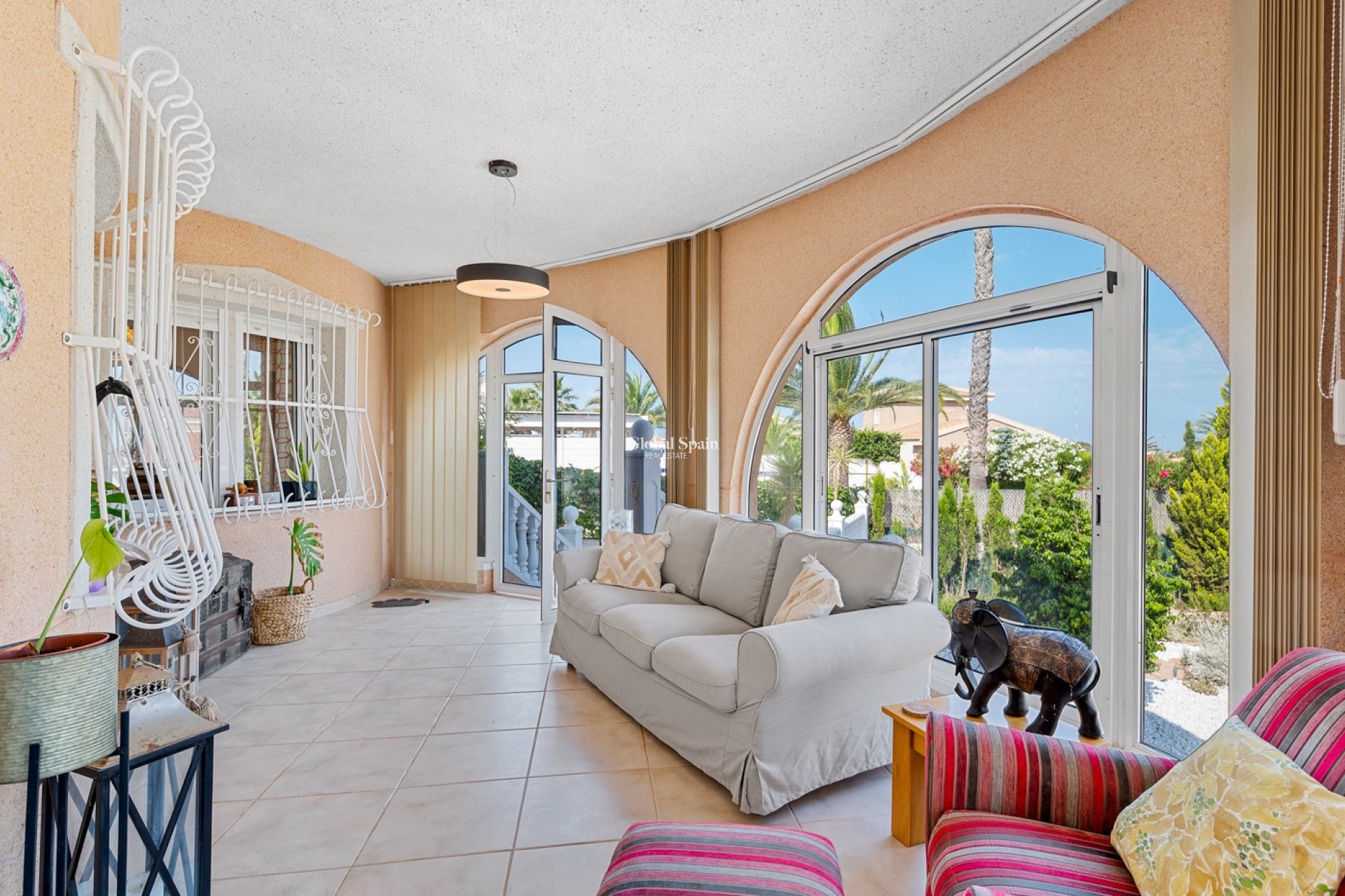 Wederverkoop - Villa -
CIUDAD QUESADA