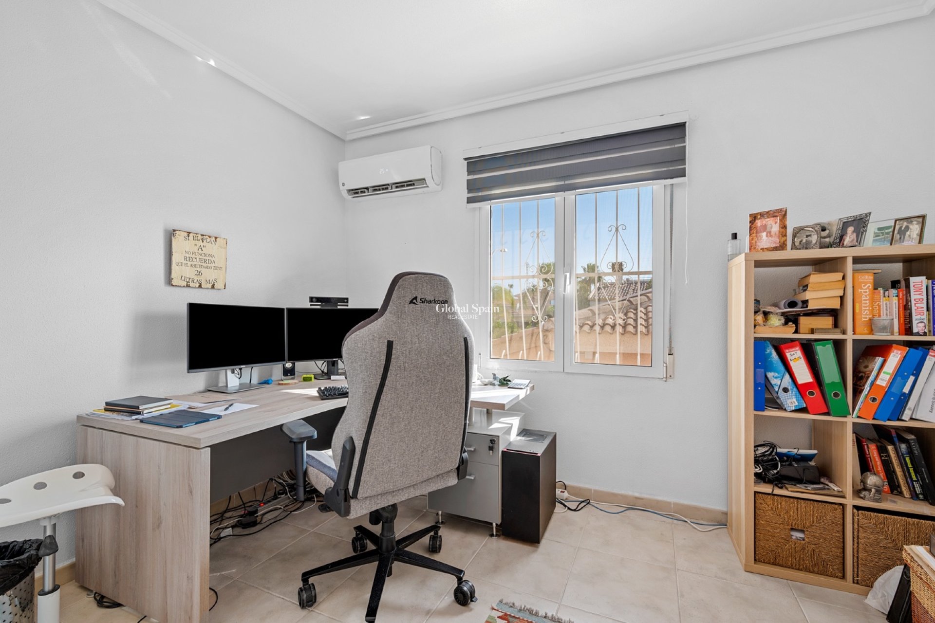 Wederverkoop - Villa -
CIUDAD QUESADA