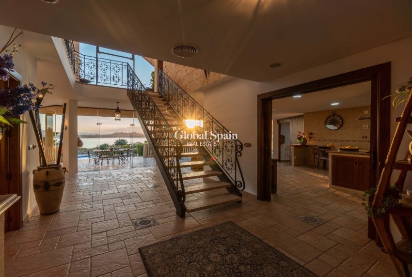 Wederverkoop - Villa -
Costa Blanca - Orihuela Costa