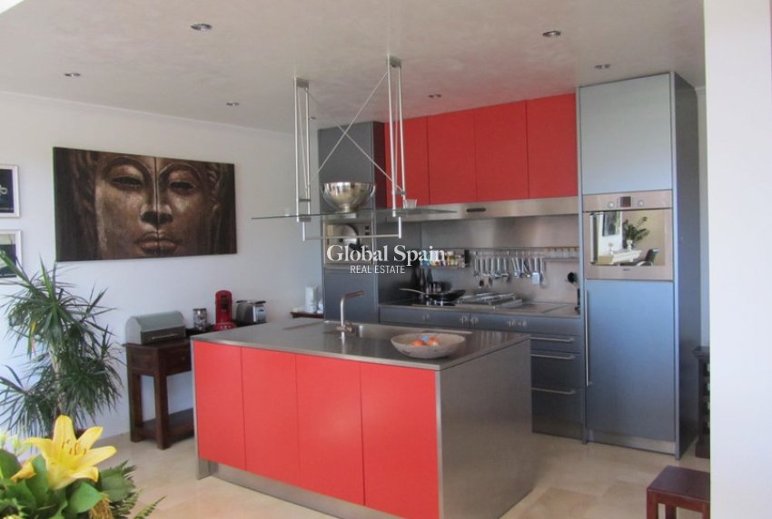 Wederverkoop - Villa -
Costa de la Calma - optional location detail