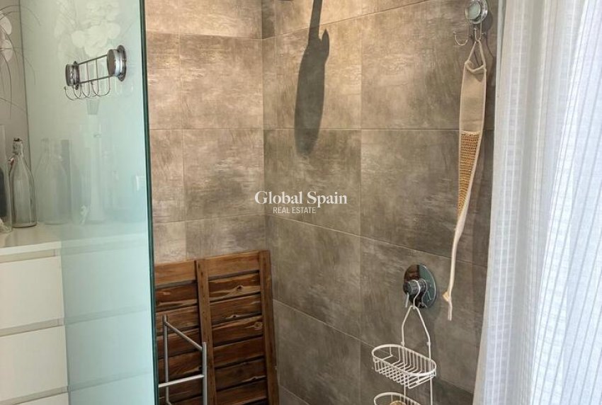 Wederverkoop - VILLA -
CREVILLENTE - Costa Blanca