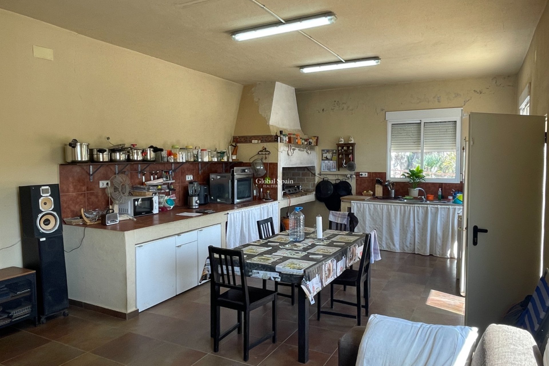 Wederverkoop - VILLA -
CREVILLENTE - Inland